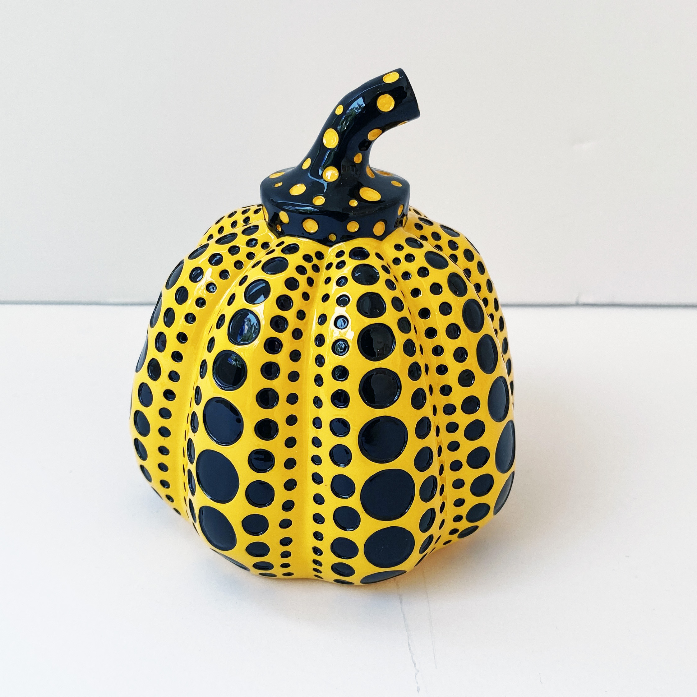 Yayoi Kusama — Pumpkin (Yellow & Black)