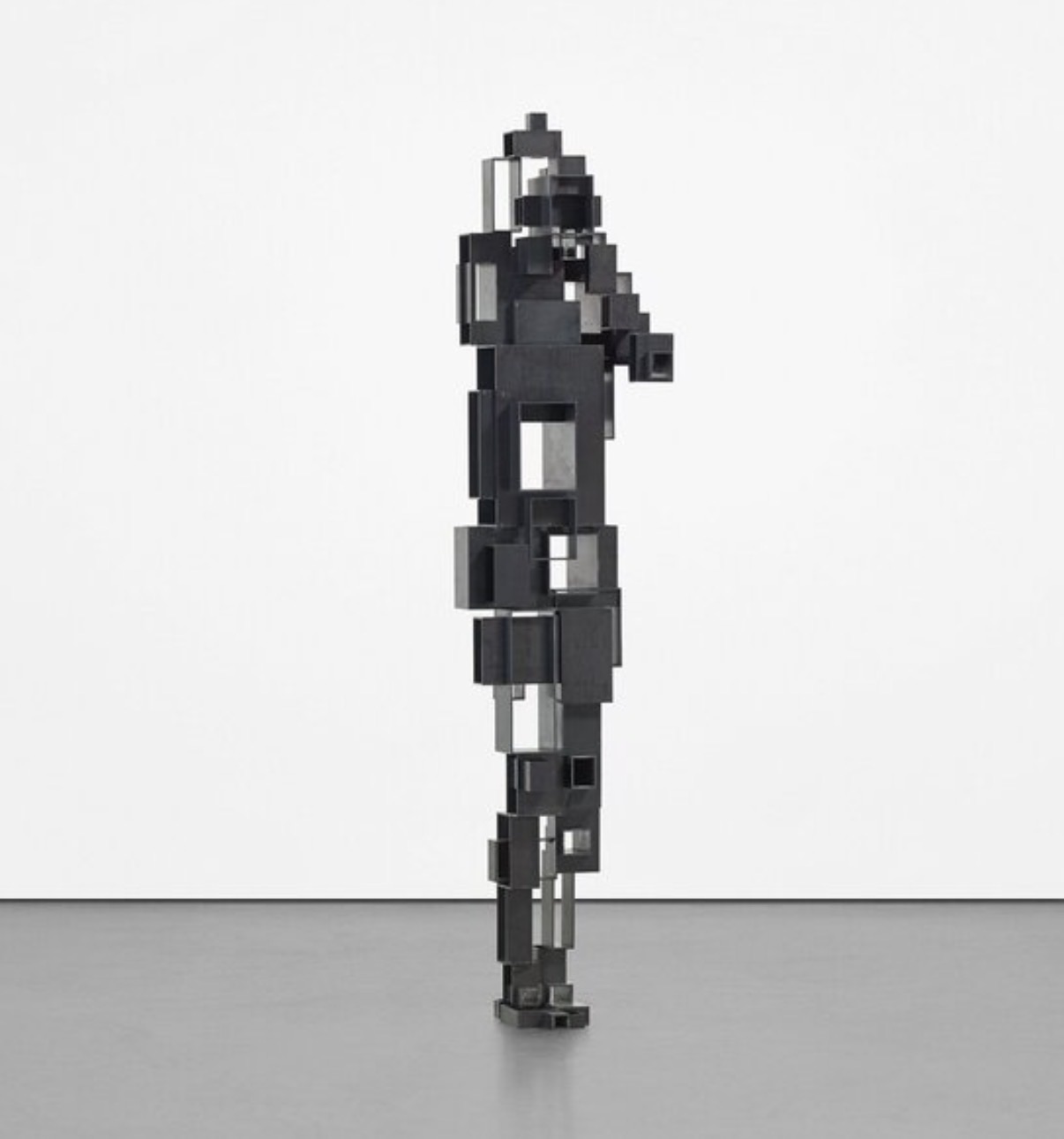 Antony Gormley — Open clasp
