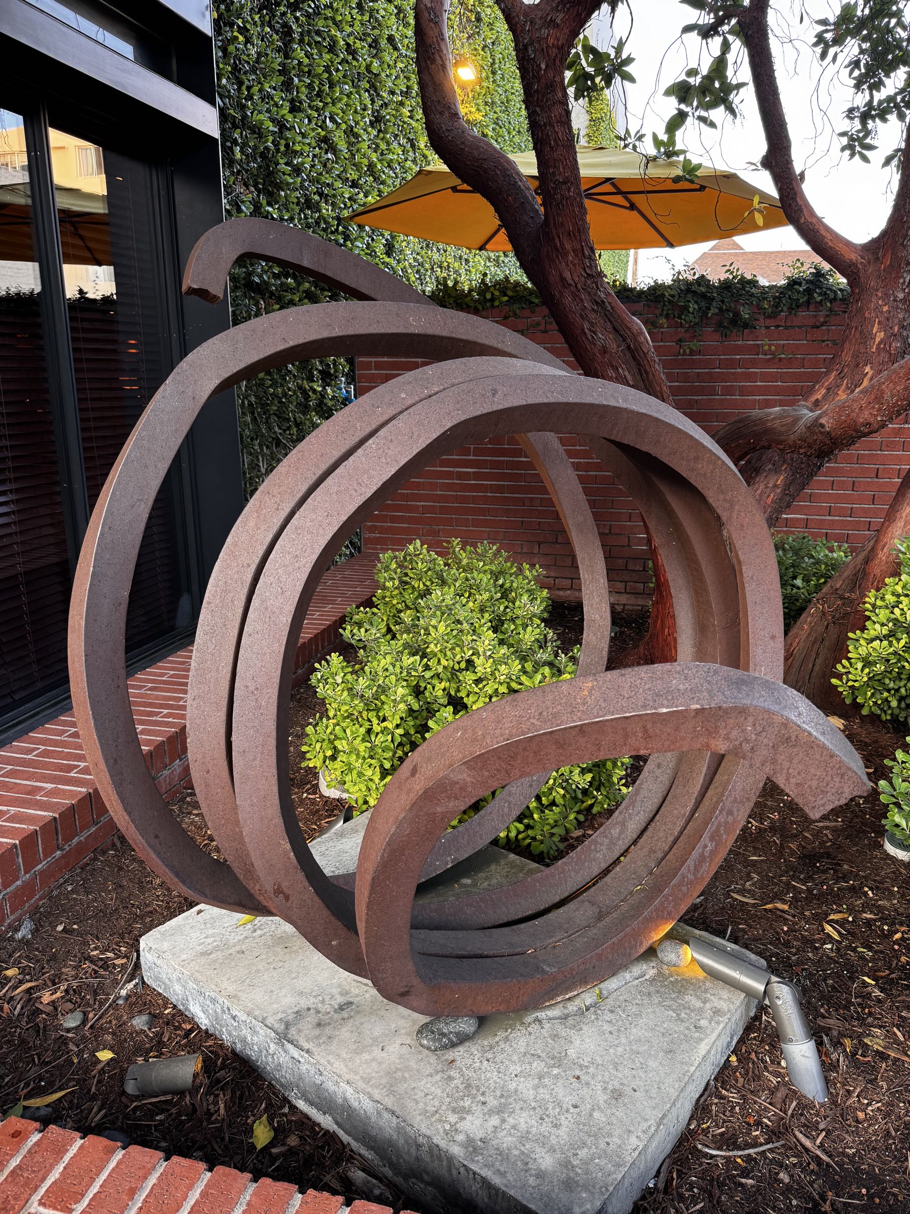 Bernar Venet