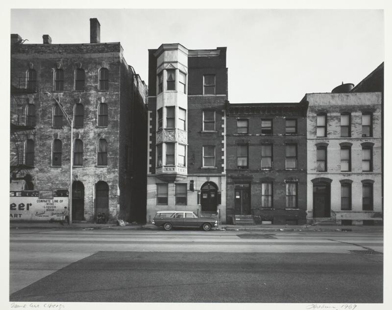 Grand Avenue, Chicago