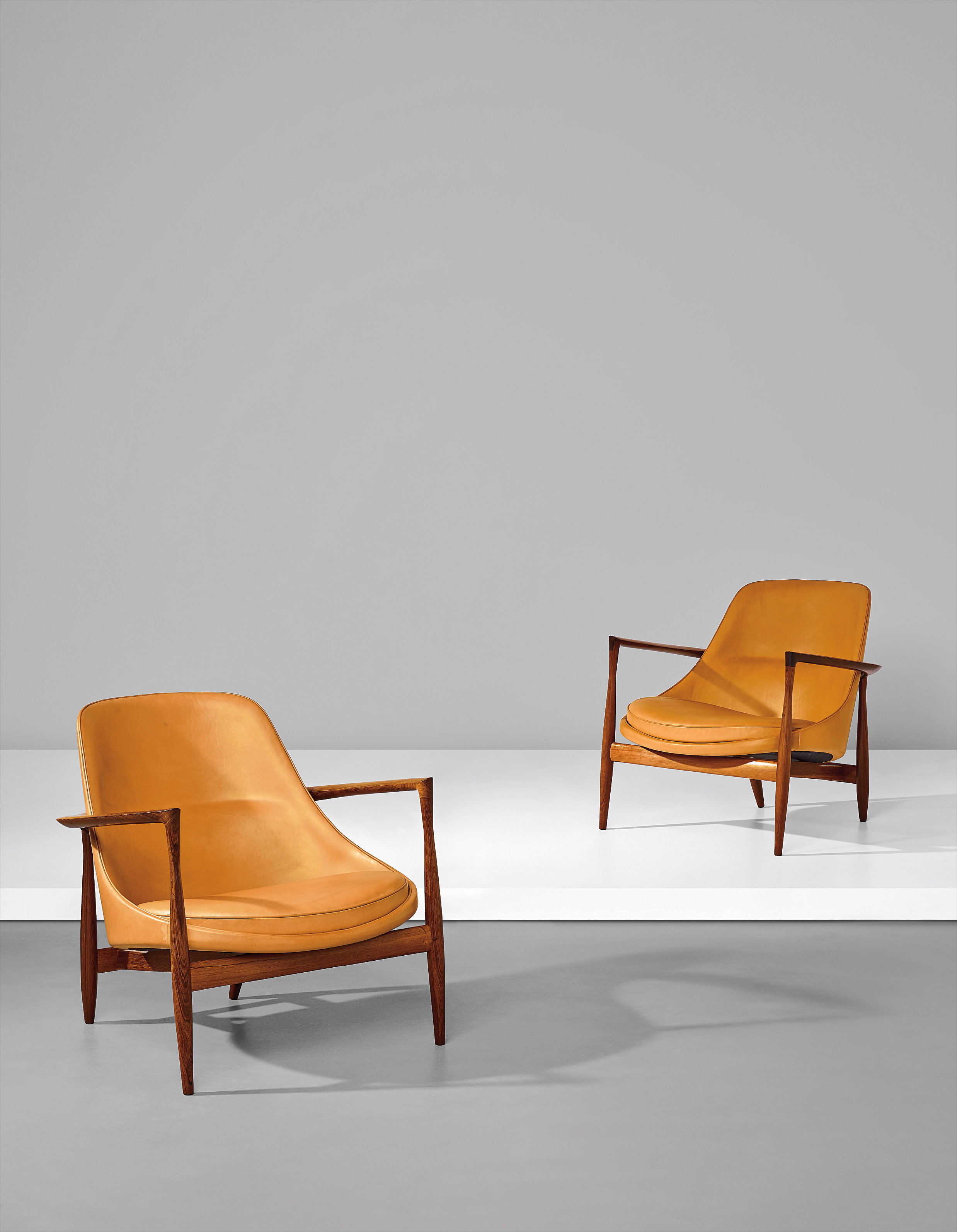Ib Kofod-Larsen — Pair of 'Elisabeth' armchairs, model no. U 56
