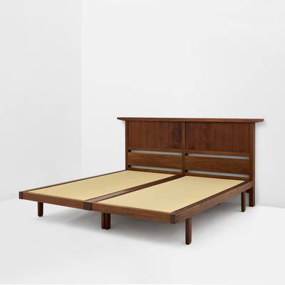 Double bed with headboard