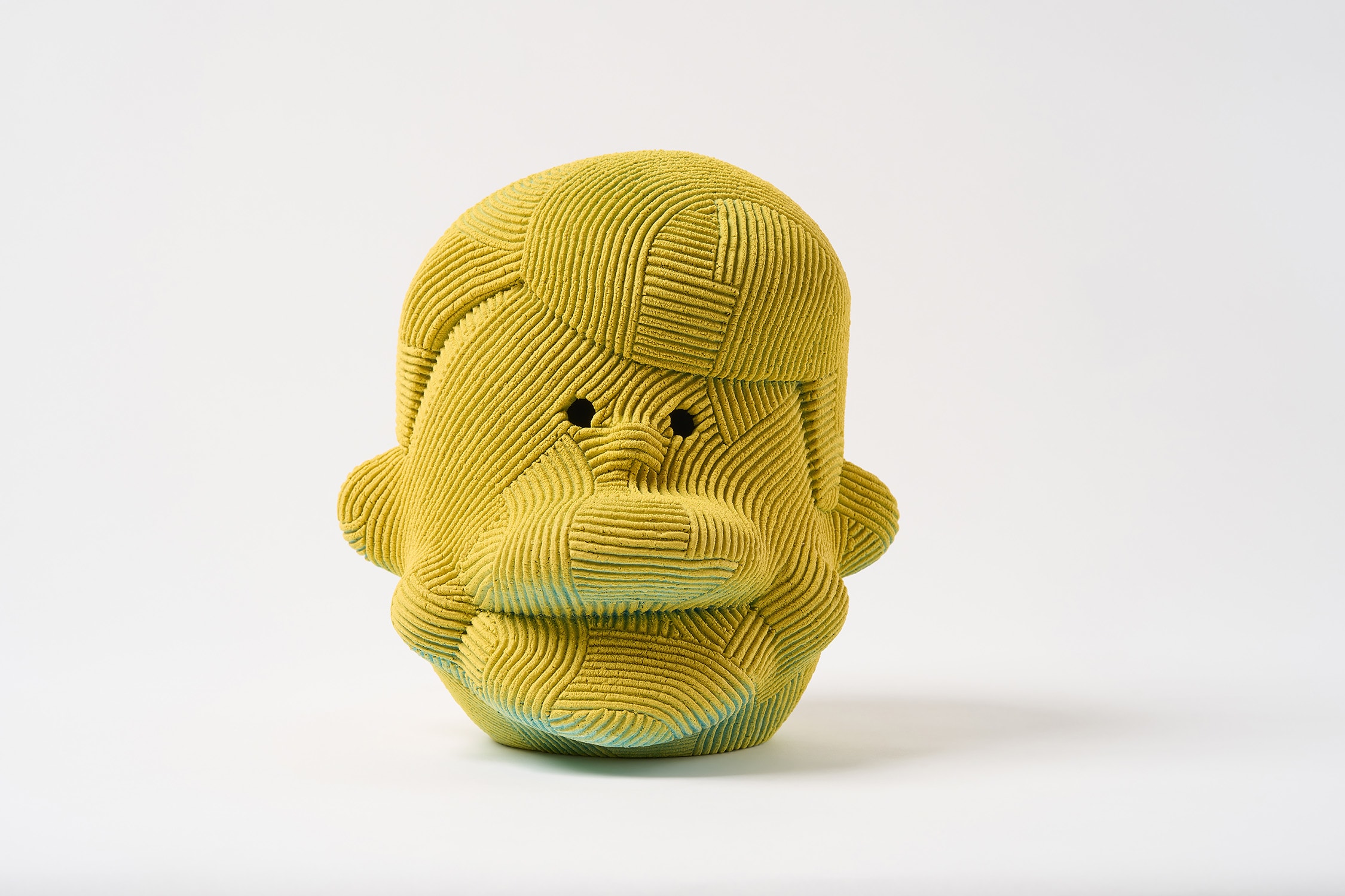 En Iwamura — incised with the artist's name 'EN.' on the underside