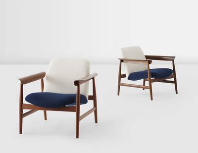 Pair of armchairs, model no. BO118
