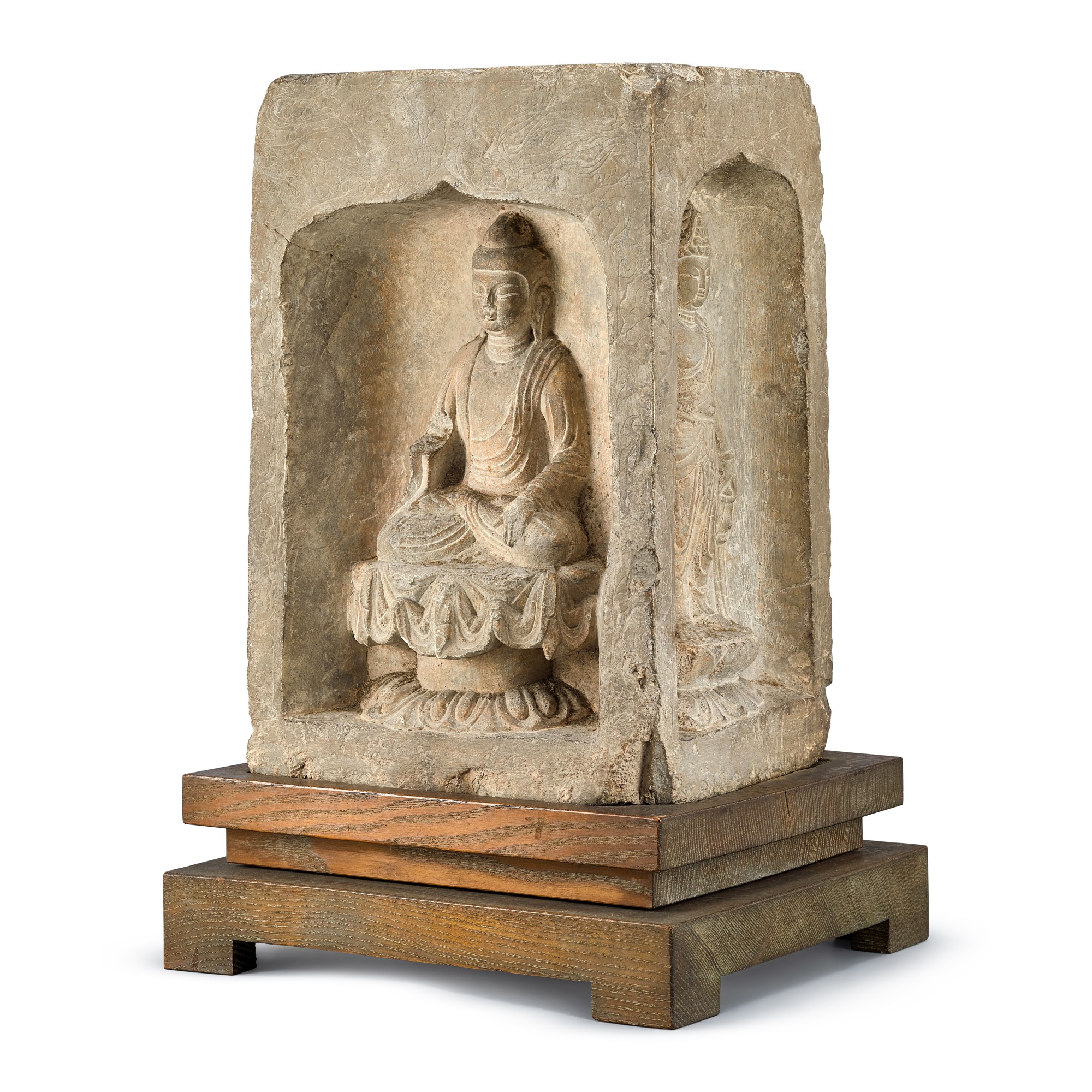 A carved limestone buddhist votive stele — 唐 石灰岩雕釋迦牟尼幢台