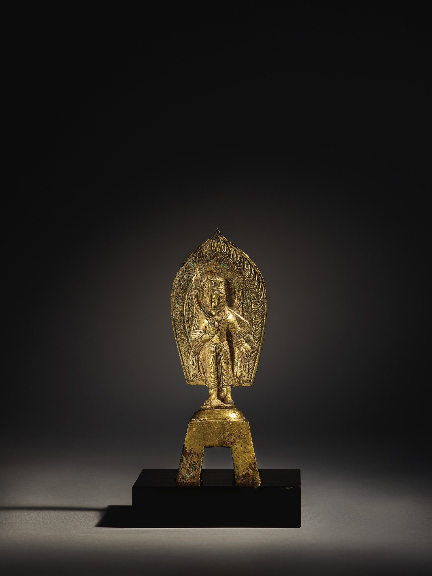 A magnificent inscribed gilt-bronze votive figure of Padmapani — 東魏武定二年 鎏金銅蓮華手觀音立像