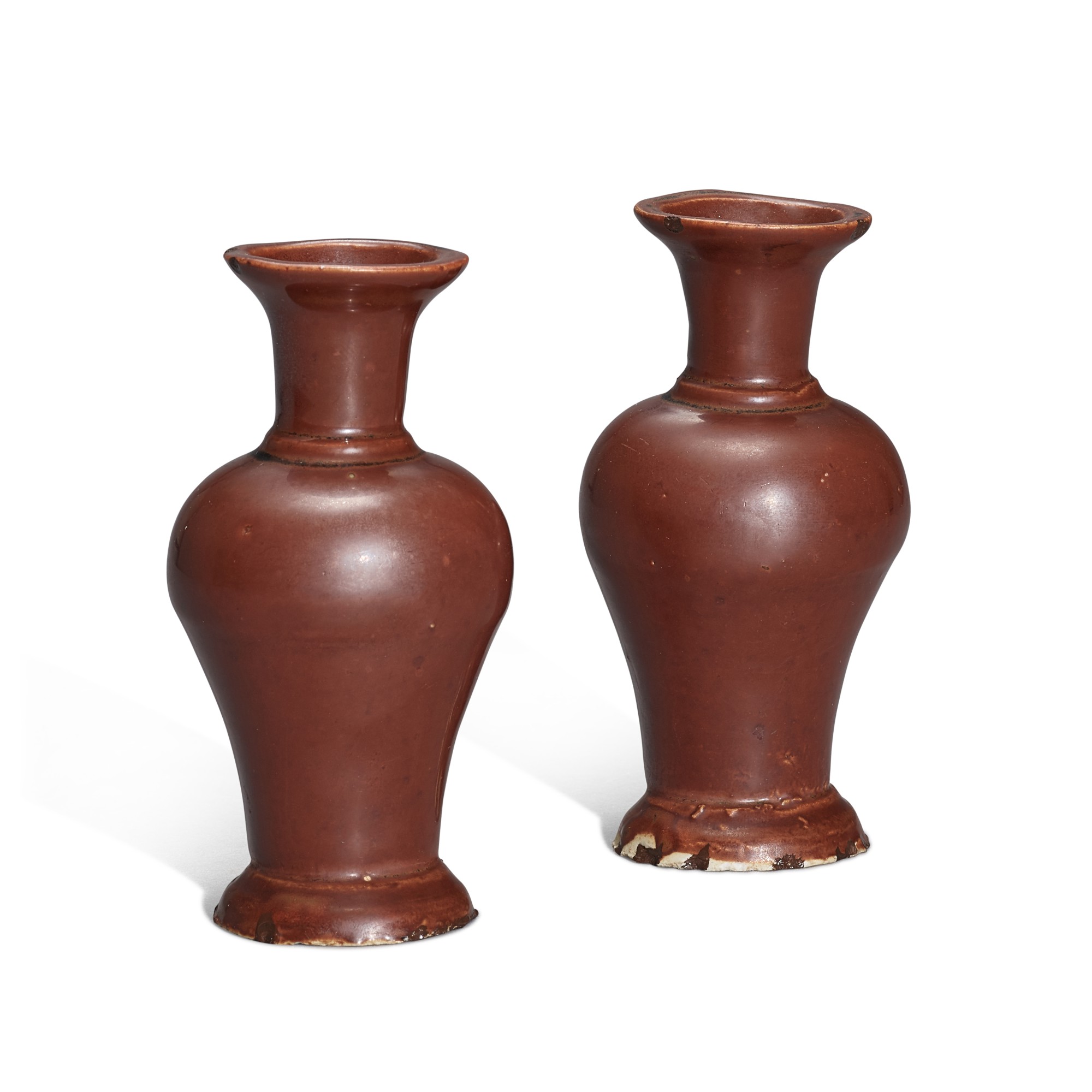 A pair of small persimmon-glazed vases, — A pair of small persimmon-glazed vases, Song - Yuan dynasty 宋至元 醬釉鳳尾瓶一對