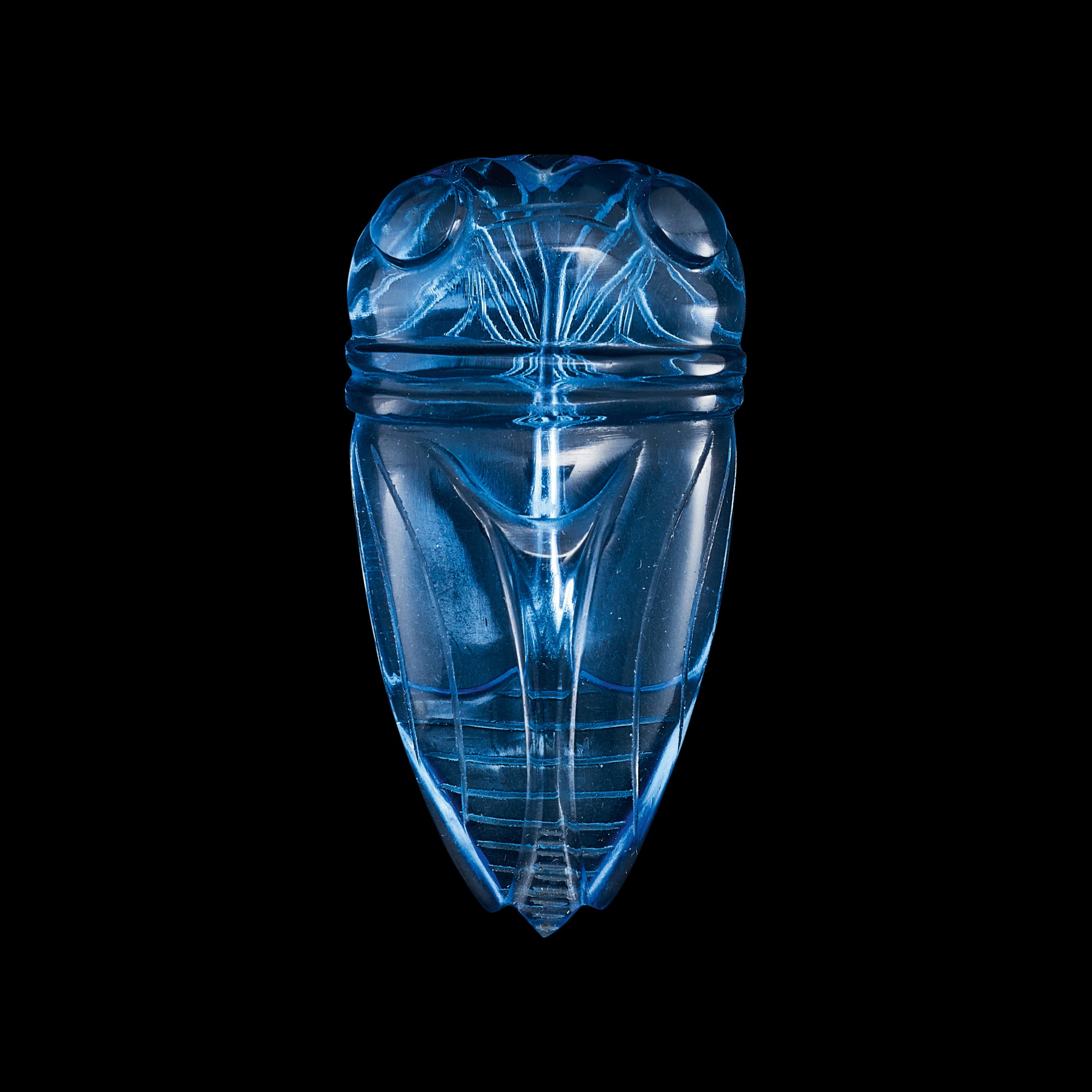 A blue glass figure of a cicada — 清十九世紀 透明藍料蟬