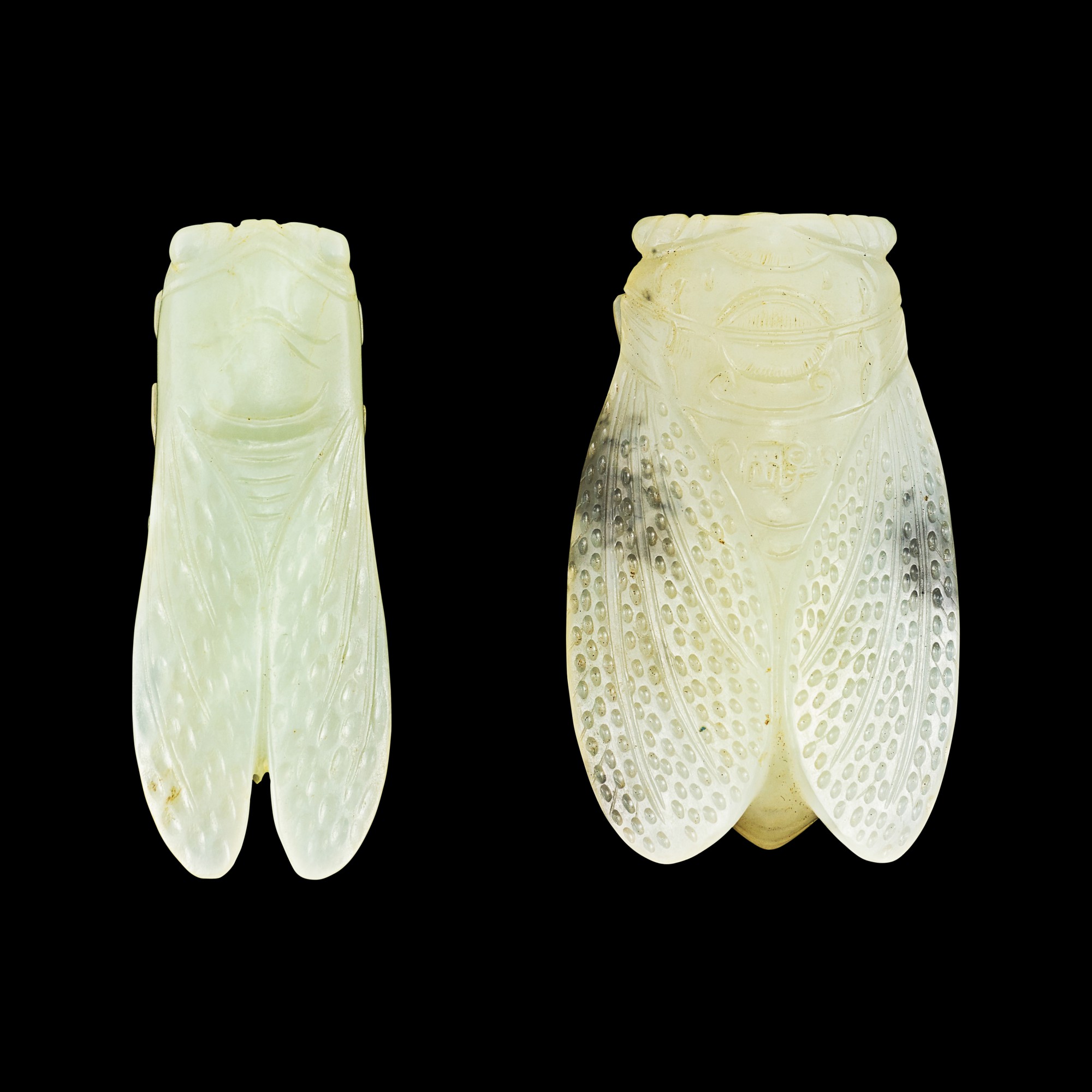Two white jade figures of cicadas — 清 白玉蟬二件
