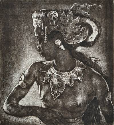 (i) Ni Kenjoen (ii) Ni Asoeg with Ardja headdress (iii) Ni Goesti Compiang Mawar (I) NI KENJOEN (II) NI ASOEG 帶 ARDJA 頭飾 (III) NI GOESTI COMPIANG MAWAR
