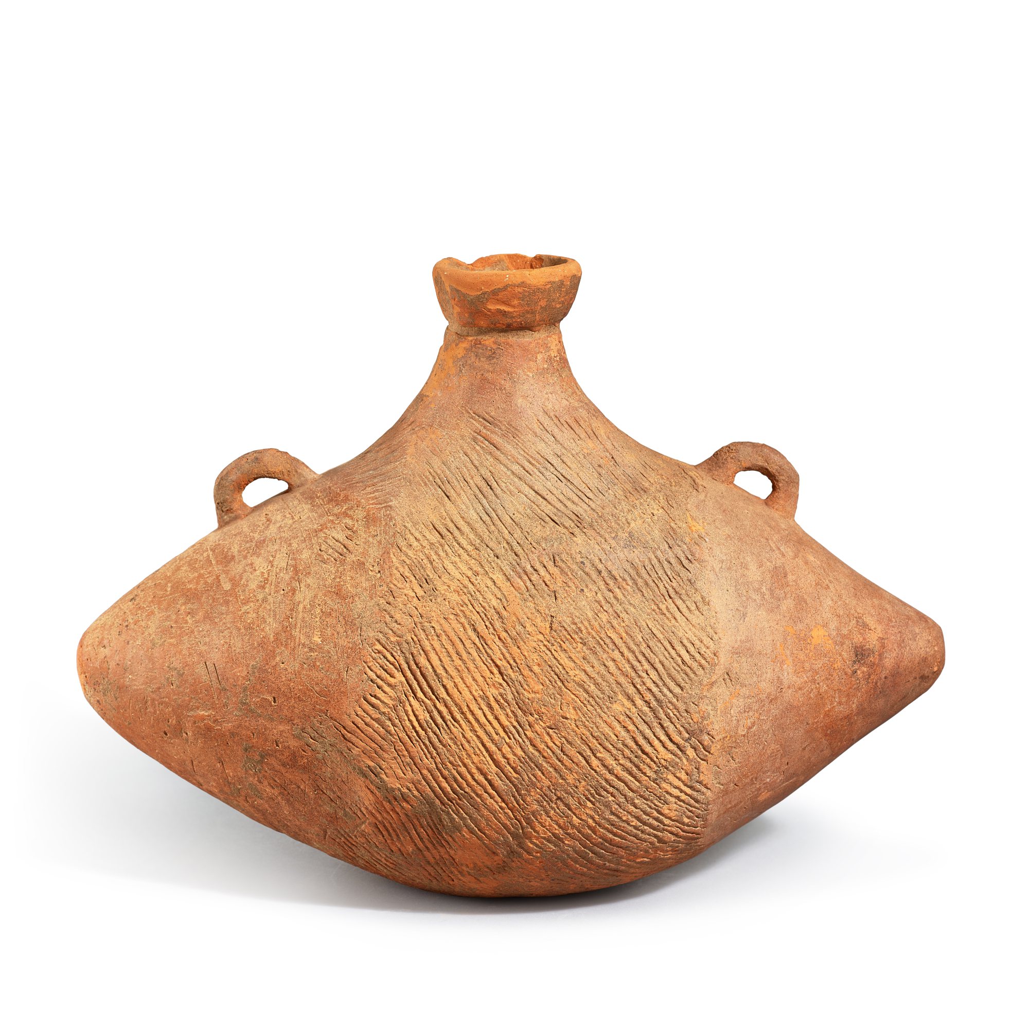 A very rare red pottery boat-form flask — A very rare red pottery boat-form flask Yangshao culture, Banpo phase, c. 4800-4300 B.C. 仰韶文化 半坡類型 紅陶繩紋船形壺