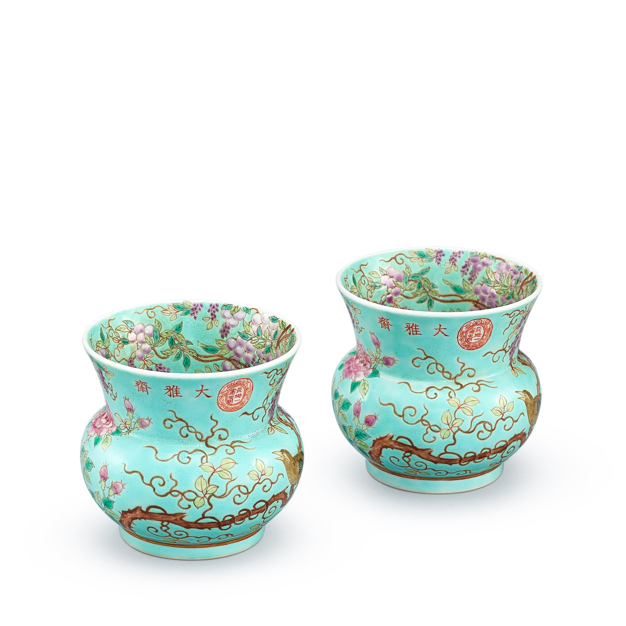 Unknown — A pair of turquoise-ground famille-rose 'dayazhai' zhadou, Qing dynasty, Guangxu period 清光緒 大雅齋松綠地粉彩花鳥紋渣斗一對 《大雅齋》、《天地一家春》、《永慶長春》款