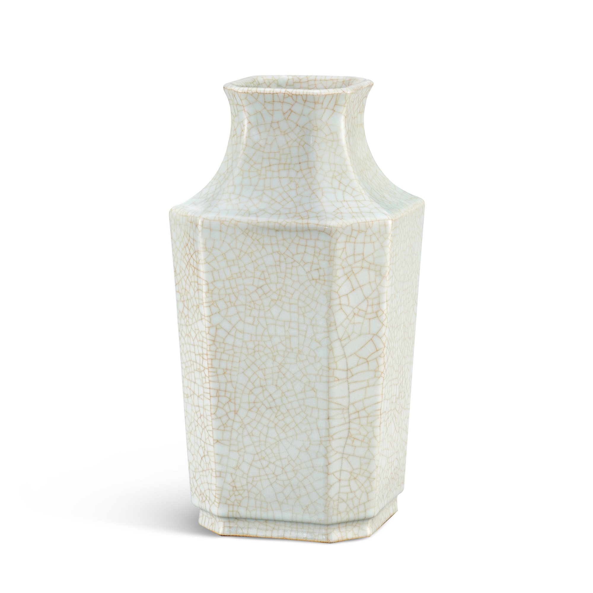 Unknown — A Ge-type octagonal vase, Seal mark and period of Daoguang 清道光 仿哥釉八方瓶 《大清道光年製》款