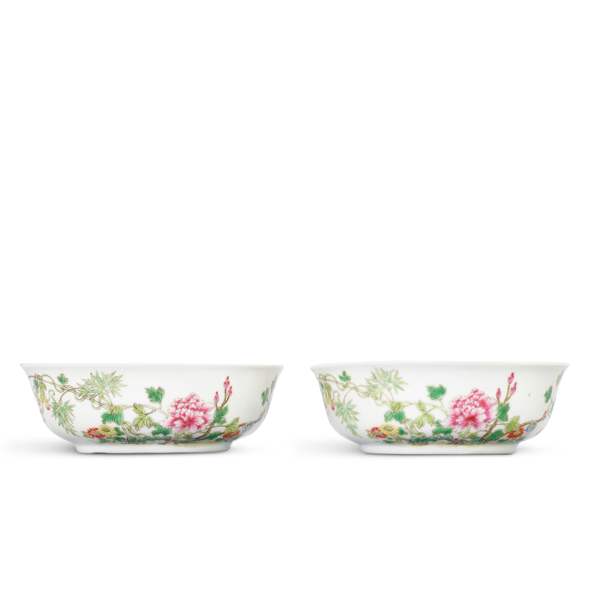 Unknown — A pair of famille-rose 'floral' bowls, Marks and period of Guangxu 清光緒 粉彩福祿富貴花果紋盌一對 《大清光緒年製》款