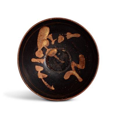 A Jizhou painted black-glazed 'prunus' bowl, Southern Song dynasty 南宋 吉州窰黑釉月梅紋盌