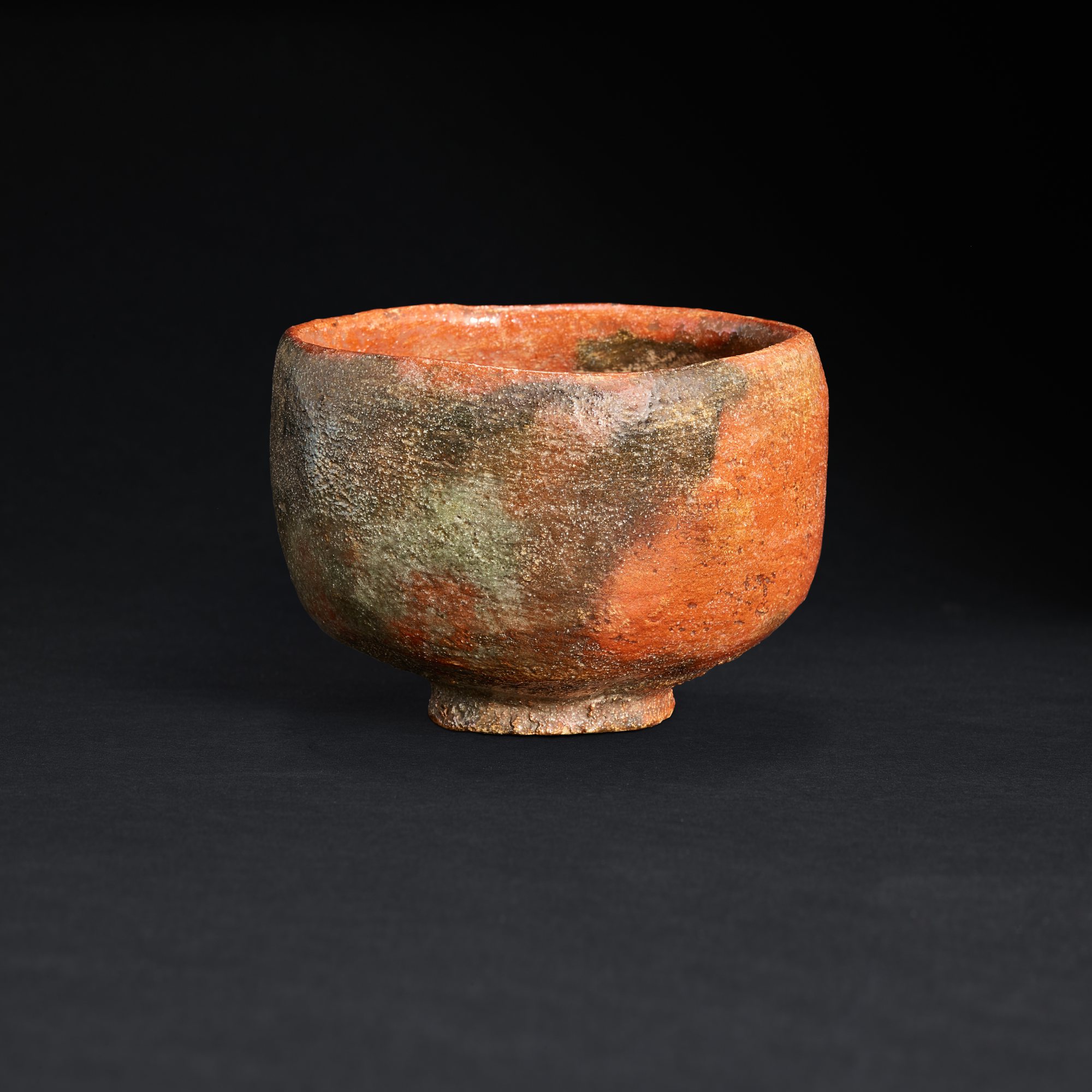 Attributed to Raku Chonyu VII (Raku Kichizaemon VII, 1714-1770), — Attributed to Raku Chonyu VII (Raku Kichizaemon VII, 1714-1770), A Raku red stoneware teabowl, Japan, Edo period 傳樂長入（七代樂吉左衛門，1714 - 1770年）作 日本江戶時代 第七代赤樂茶盌