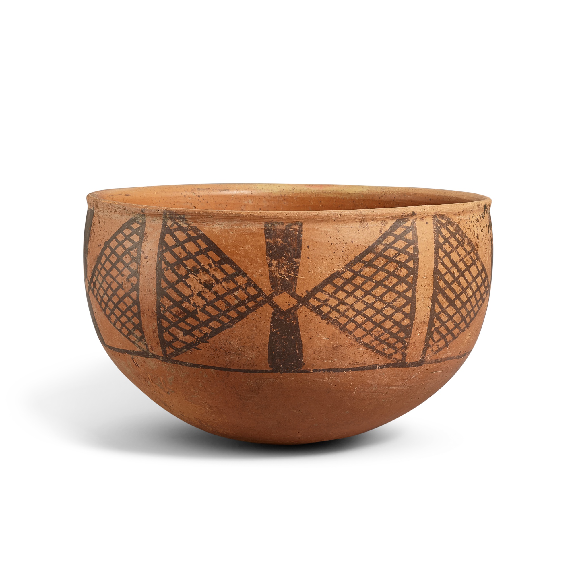 A painted red pottery alms bowl, — A painted red pottery alms bowl, Yangshao culture, Banpo phase, c. 4800-4300 B.C. 仰韶文化 半坡類型 彩陶盌