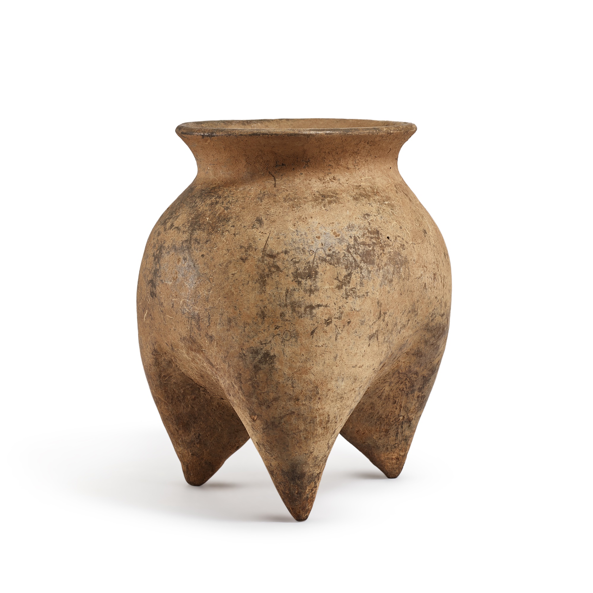 A grey pottery tripod vessel, — A grey pottery tripod vessel, Xiajiandian lower culture, c. 2300-1600 B.C. 夏家店下層文化 灰陶鬲