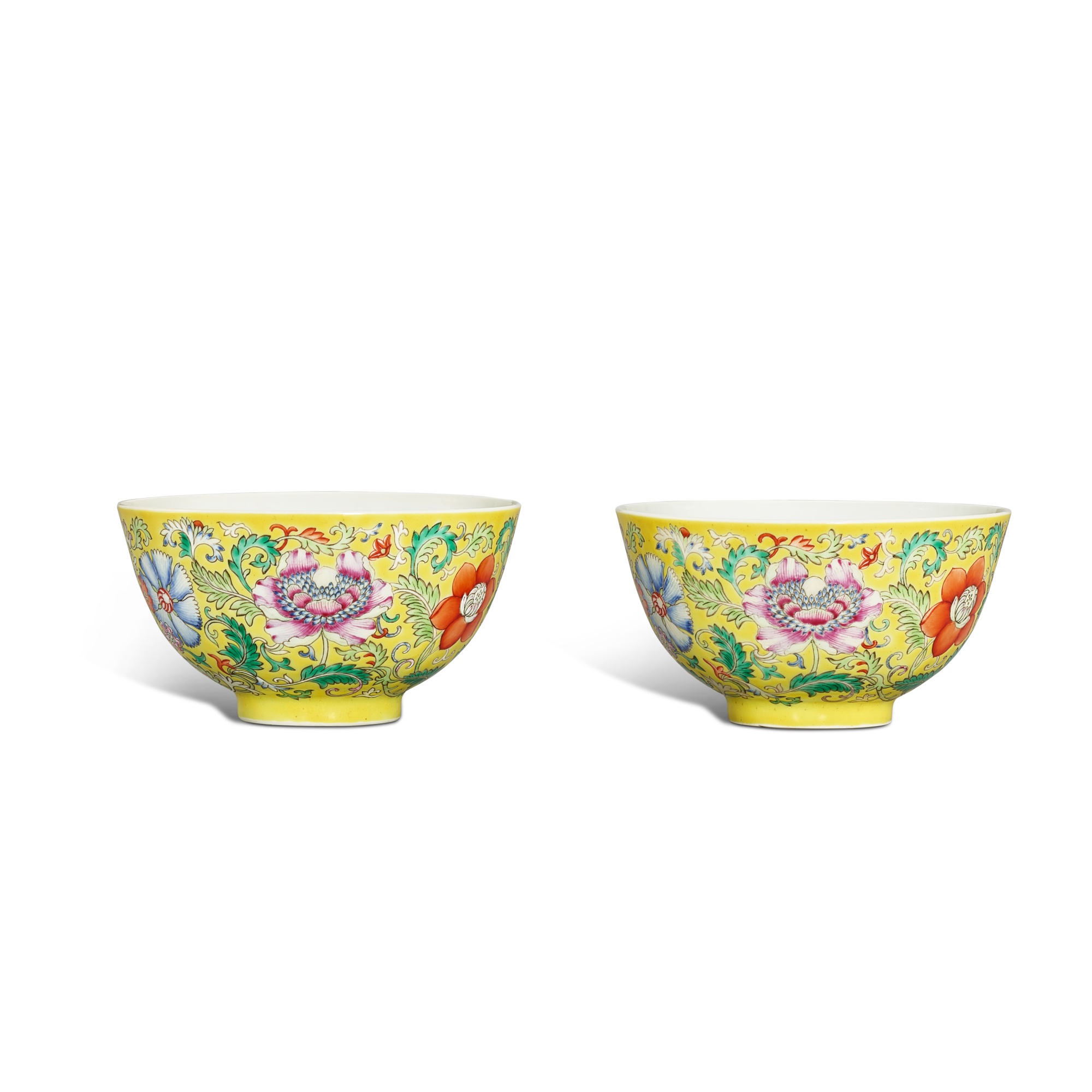 Unknown — A pair of yellow-ground famille-rose 'floral' bowls, Marks and period of Guangxu 清光緒 黃地粉彩纏枝花卉紋盌一對 《大清光緒年製》款