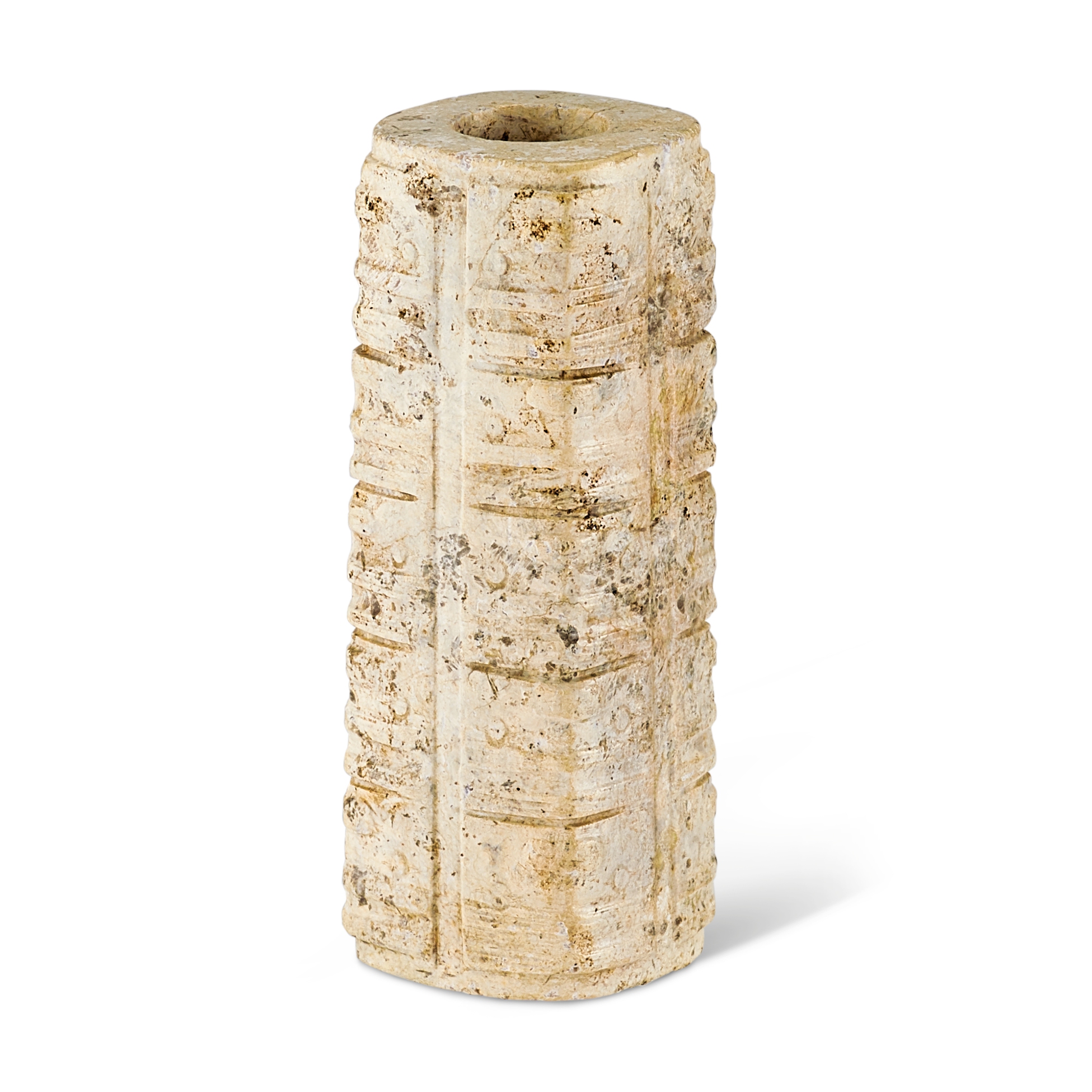 A miniature jade cong — A miniature jade cong Ming or earlier 明或更早　玉琮式管