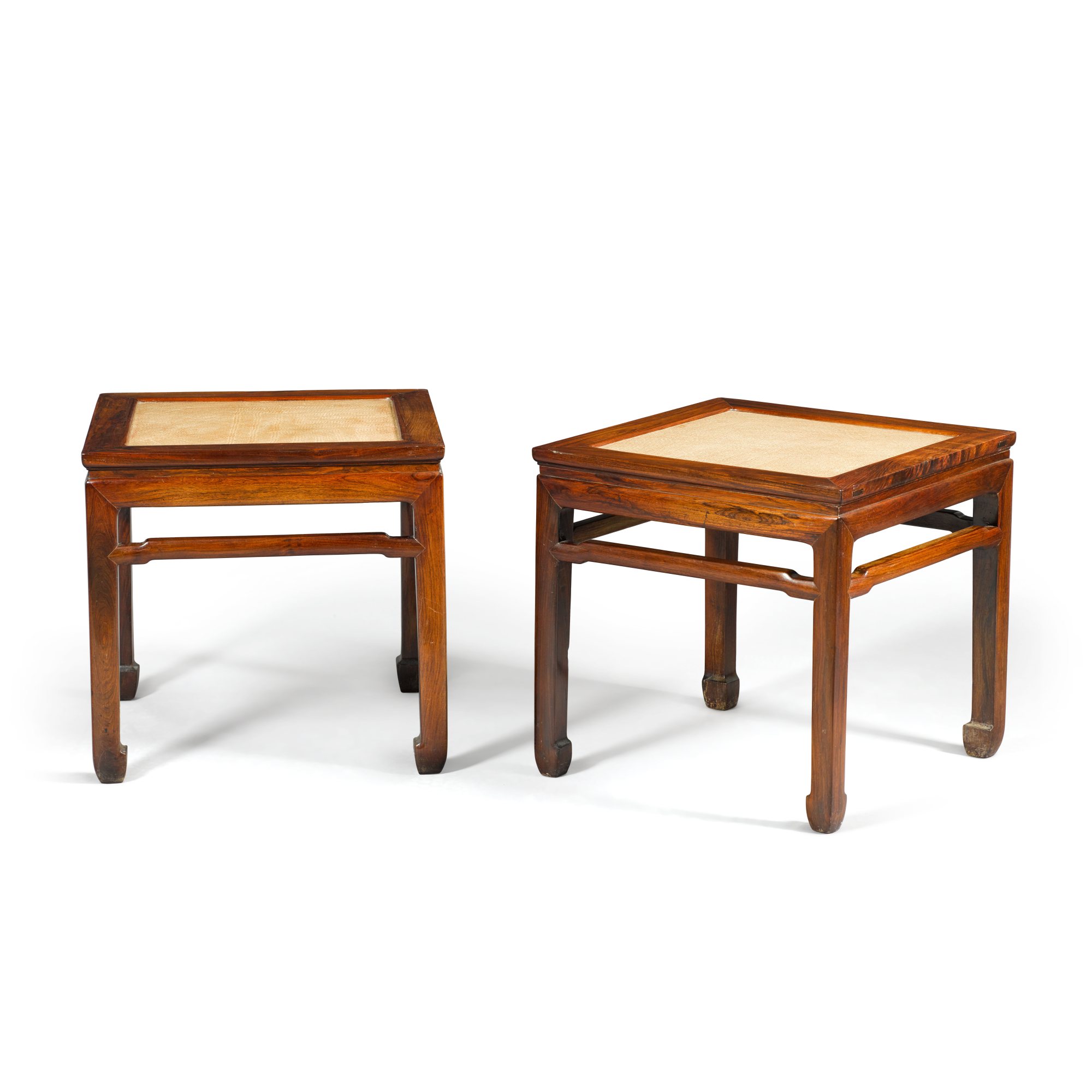 A pair of hongmu waisted stools, — 十七世紀 紅木束腰方凳一對