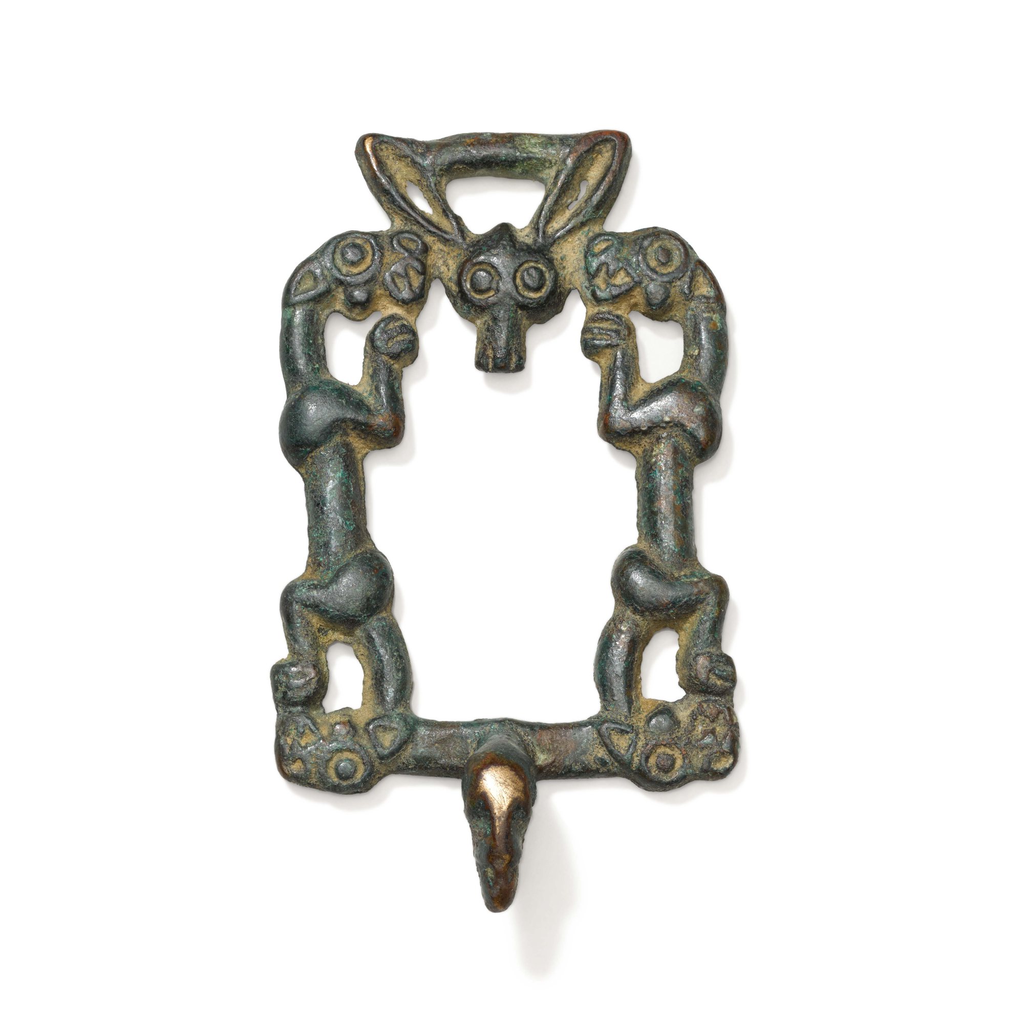 An Ordos bronze 'animal' belt buckle, — 公元前六世紀 內蒙古中南部鄂爾多斯青銅獸紋帶扣