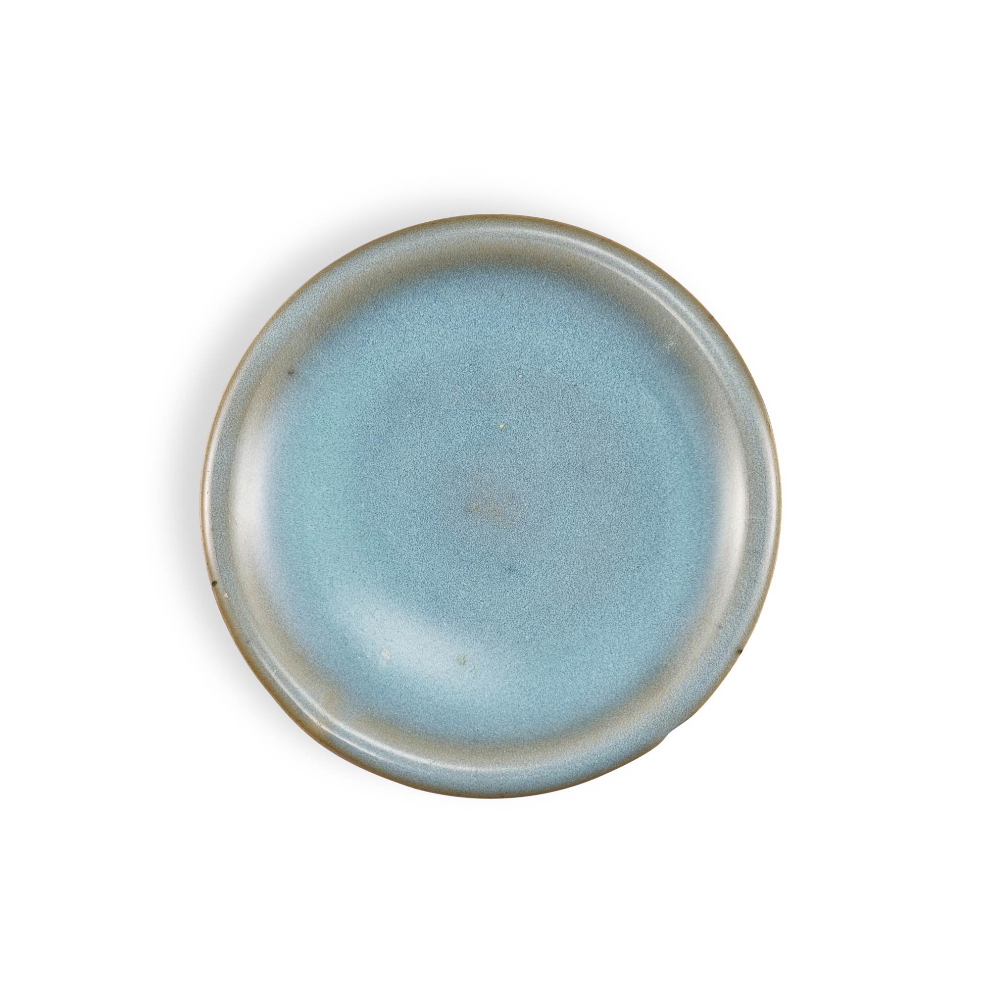 A small Junyao blue-glazed dish, — 宋 鈞窰天藍釉小盤