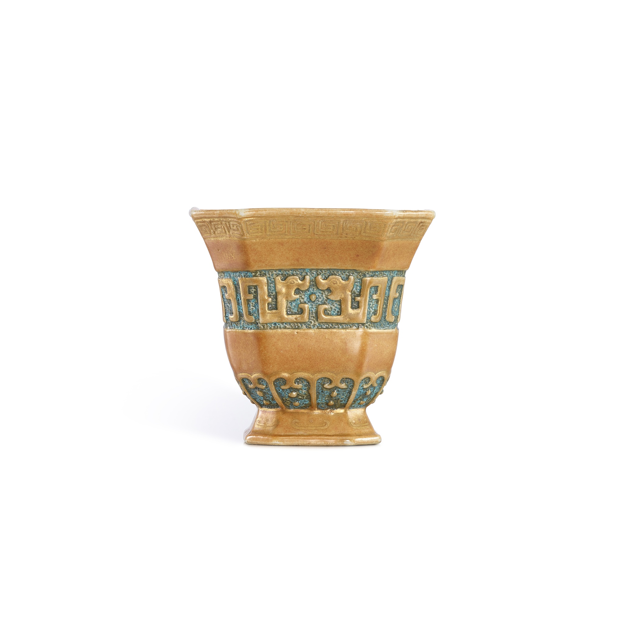 A rare gilt-decorated trompe l'oeil bronze-imitation archaistic 'chilong' square cup, Qing dynasty, 19th century 清十九世紀 瓷胎仿銅釉螭龍紋四方倭角盃