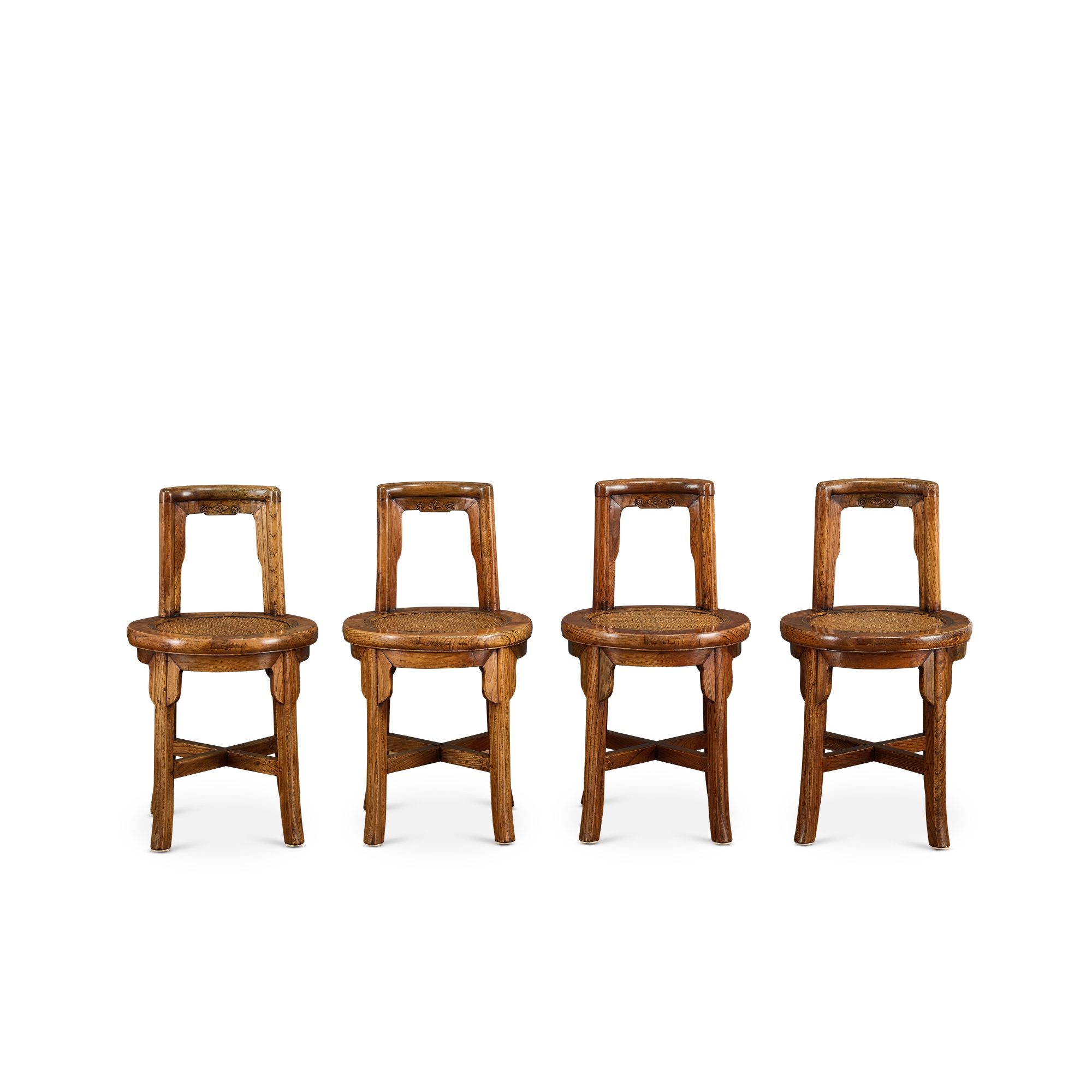 Unknown — A set of four jumu side chairs, Late Qing dynasty or later 晚清或以後 櫸木靠背椅四張成堂