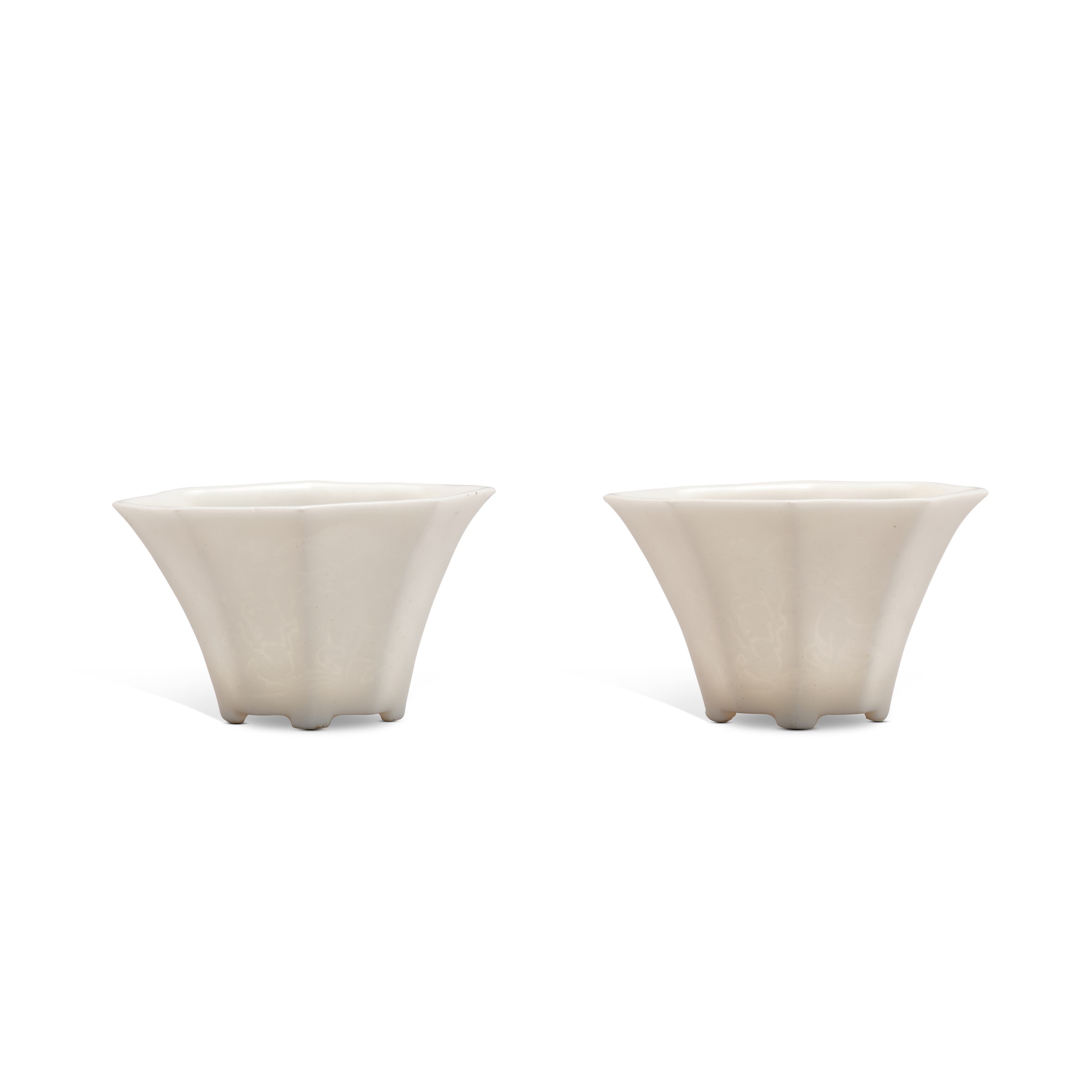 Unknown (Historical) — 清十九世紀 德化白釉暗刻八駿圖小盃一對