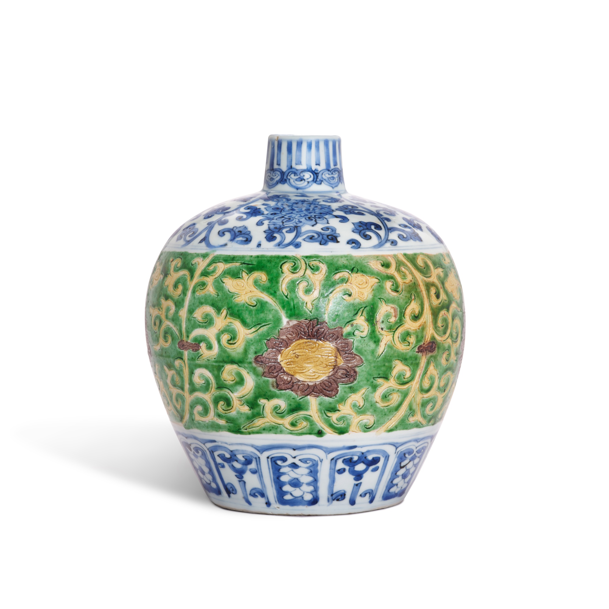 Unknown — 明嘉靖至萬曆 青花素三彩蓮紋罐