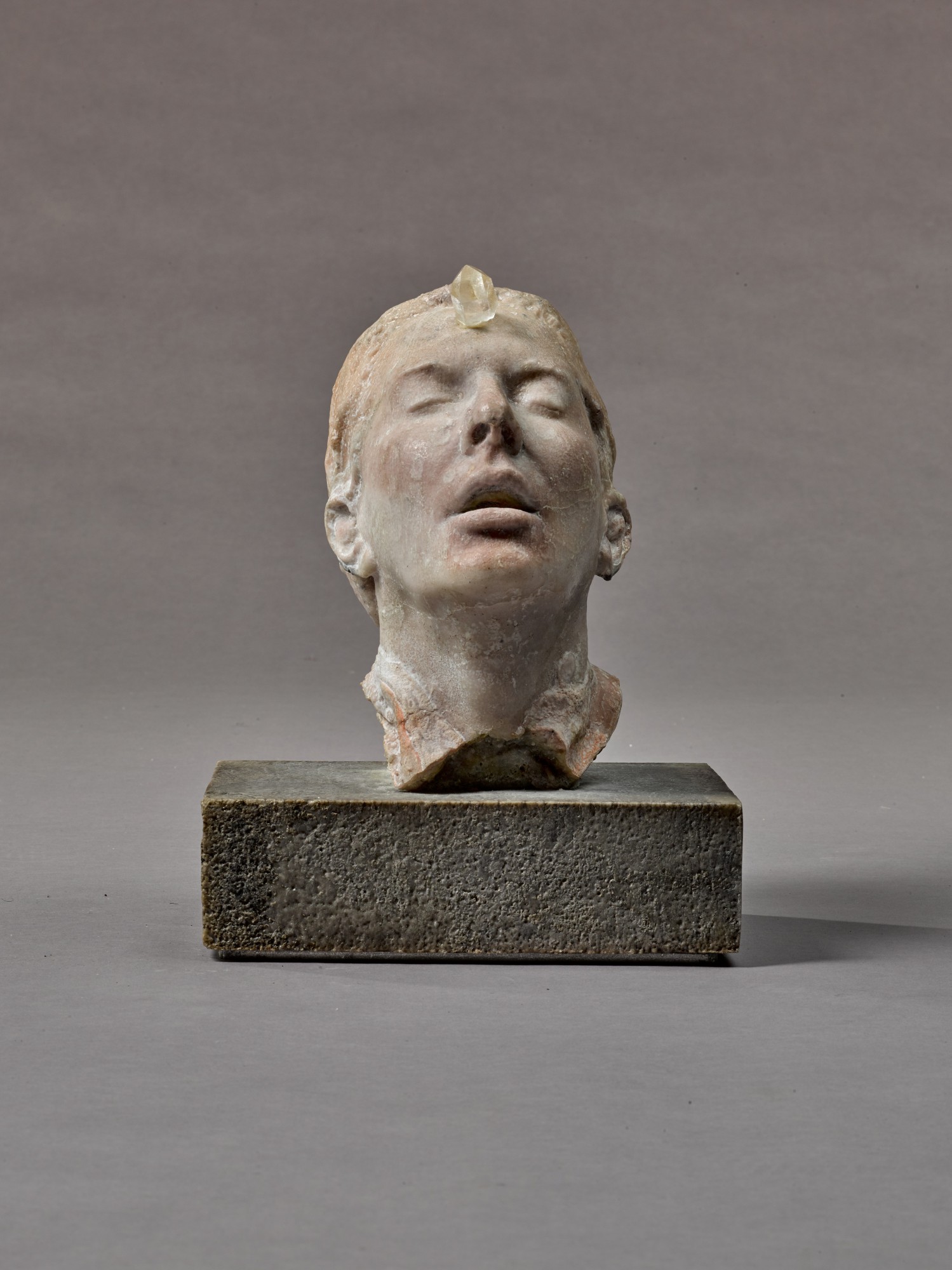 Marina Abramović — Self Portrait with Quartz Crystal