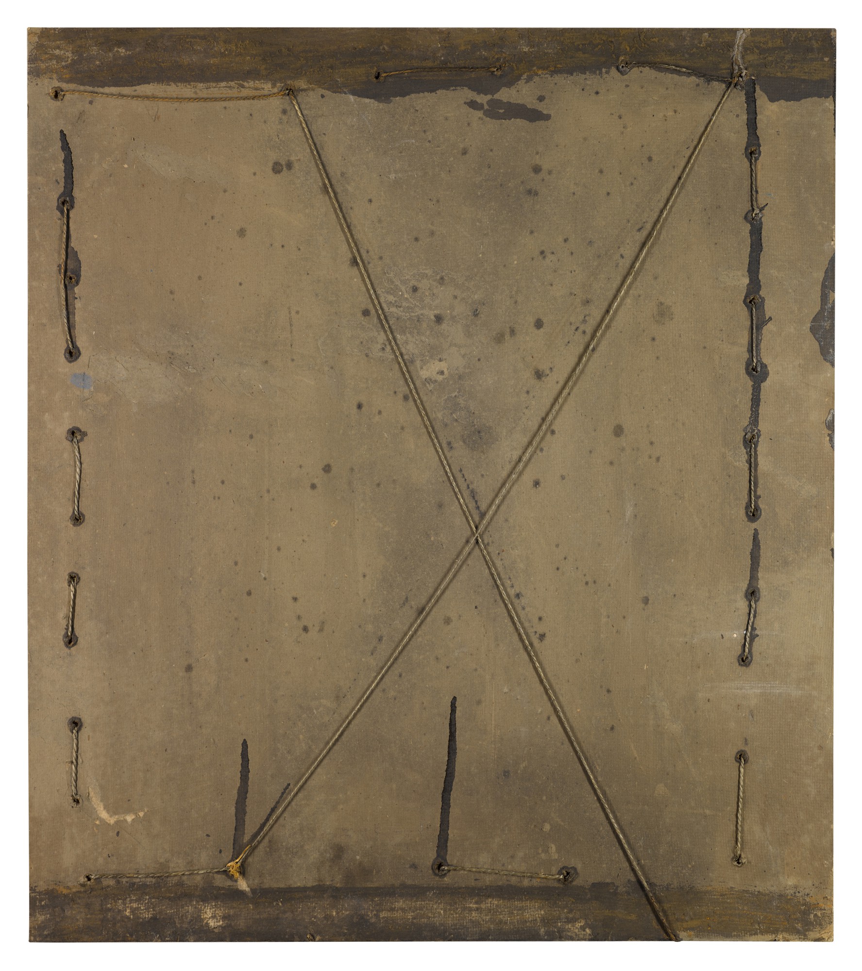 Antoni Tàpies — Cartón con Cordeles