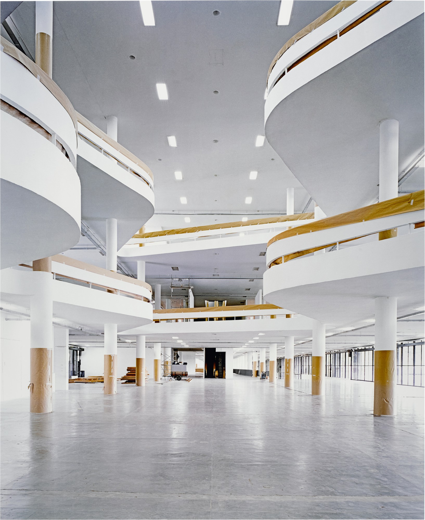 Candida Höfer — Fundação Bienal de São Paulo X