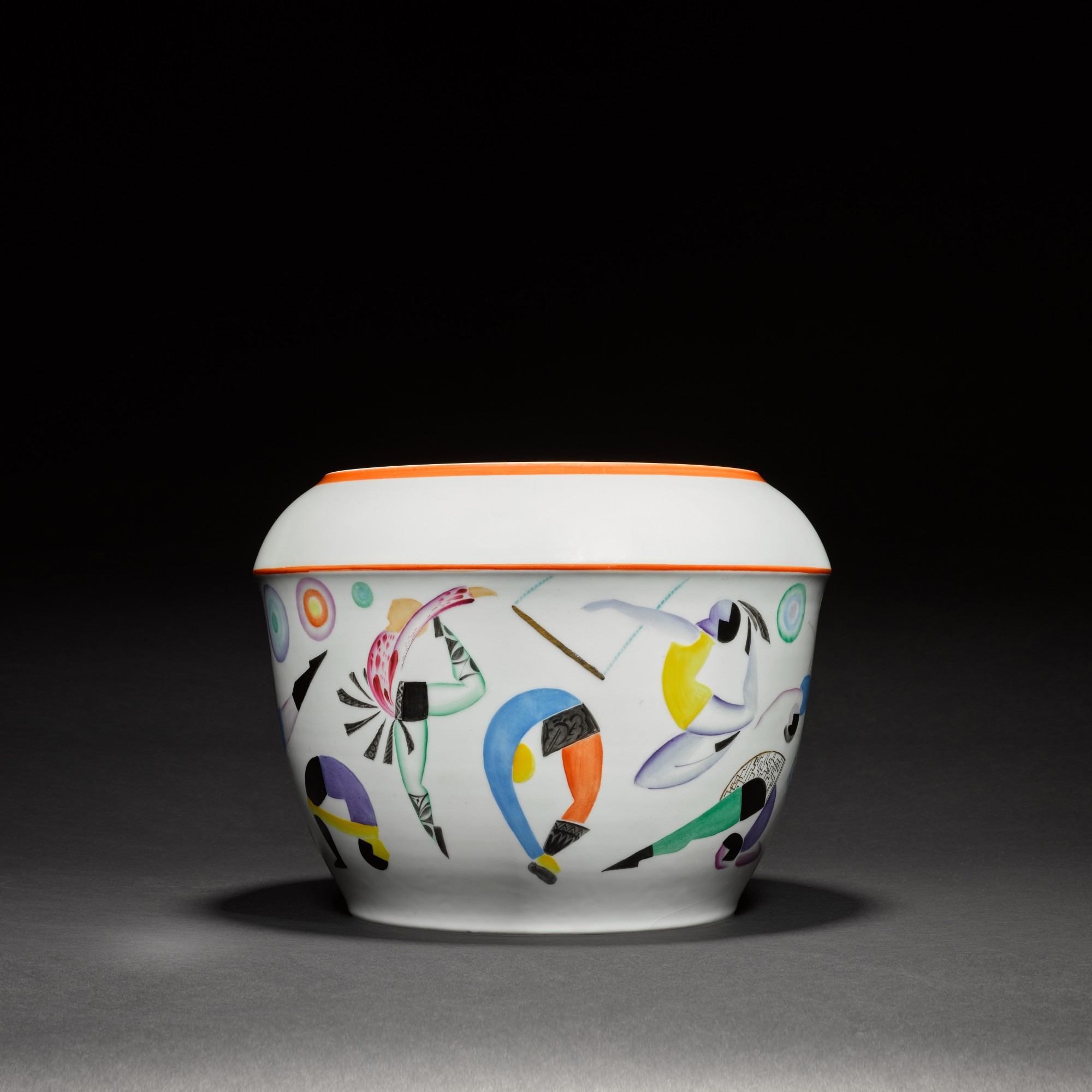 Unknown — A rare and impressive Soviet porcelain vase, Lomonosov State Porcelain Manufactory, Leningrad, 1932