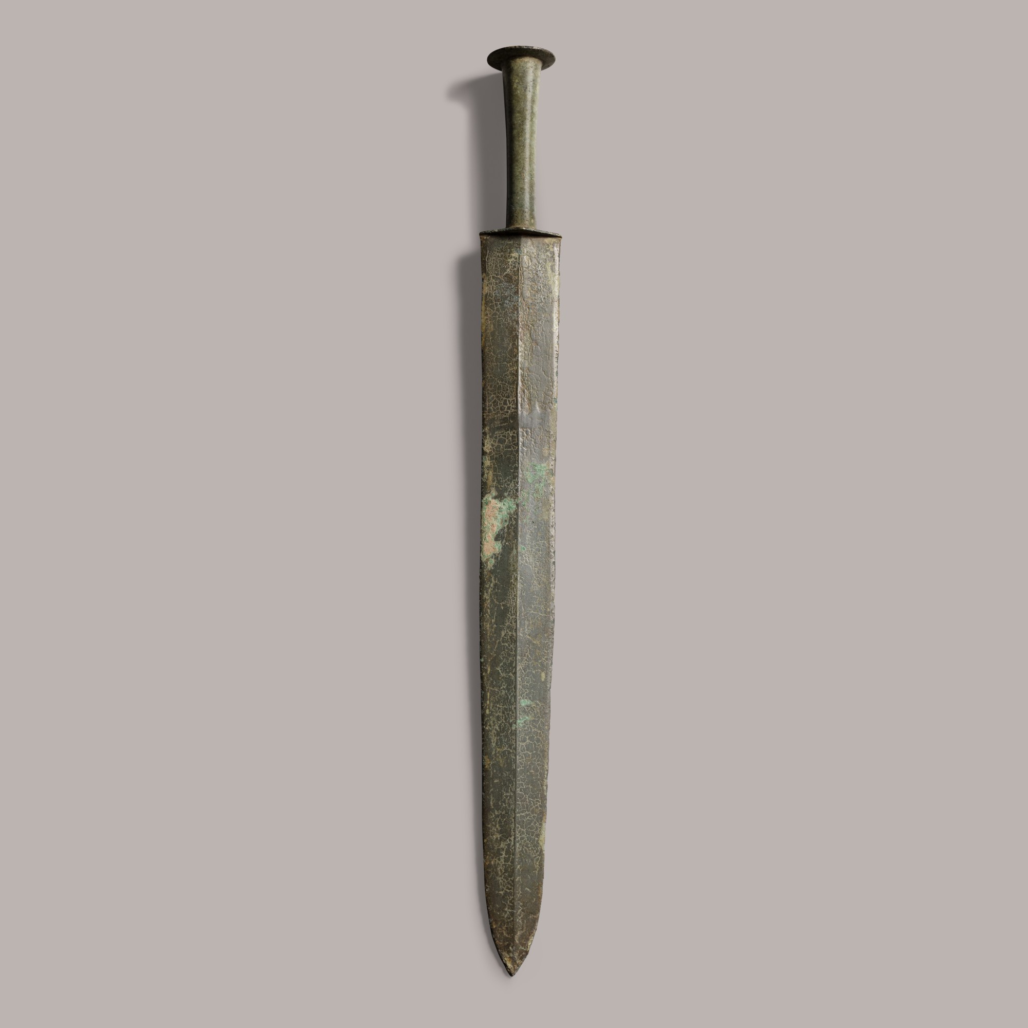 An archaic bronze sword — 戰國 青銅劍