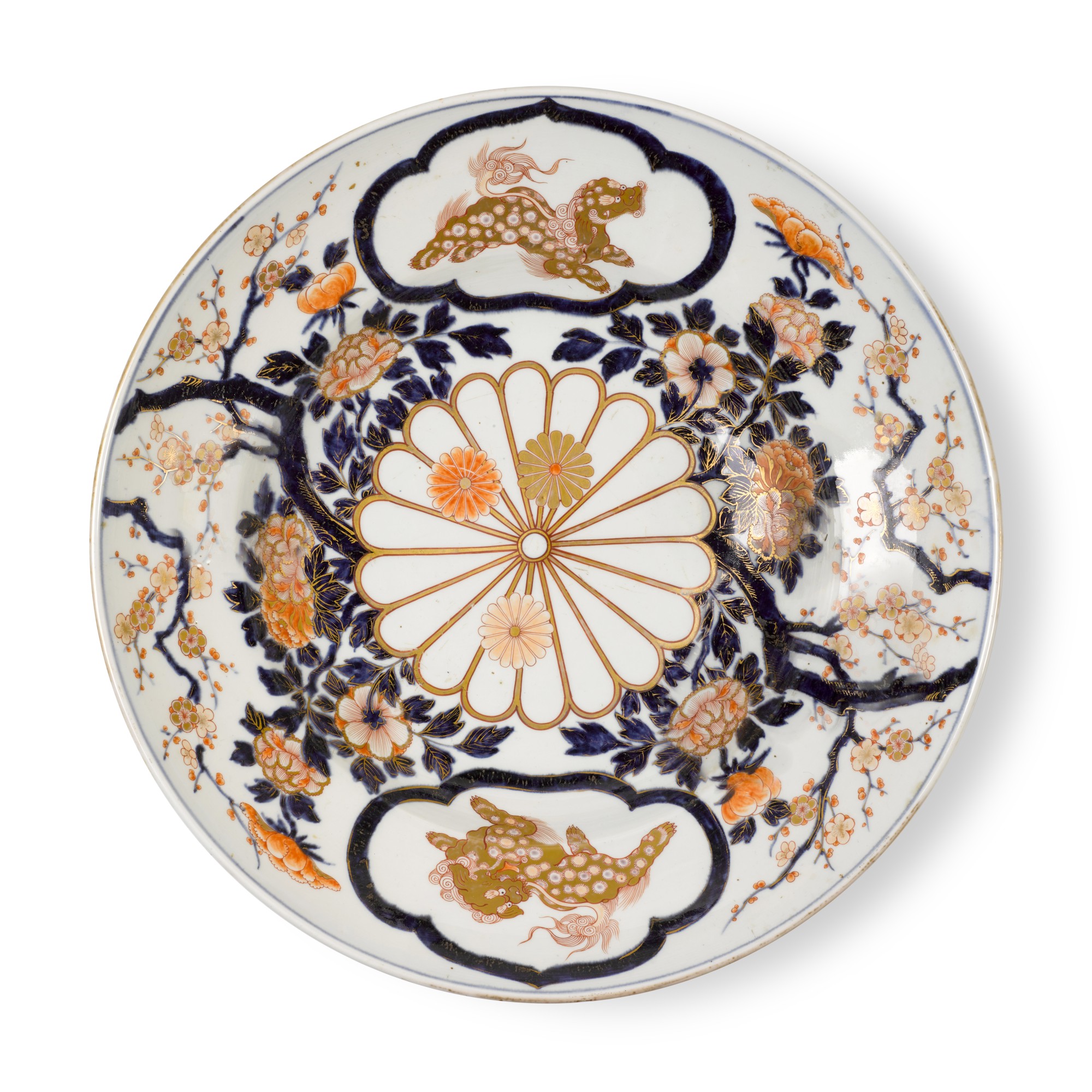 A large Imari dish — Edo period, 18th century