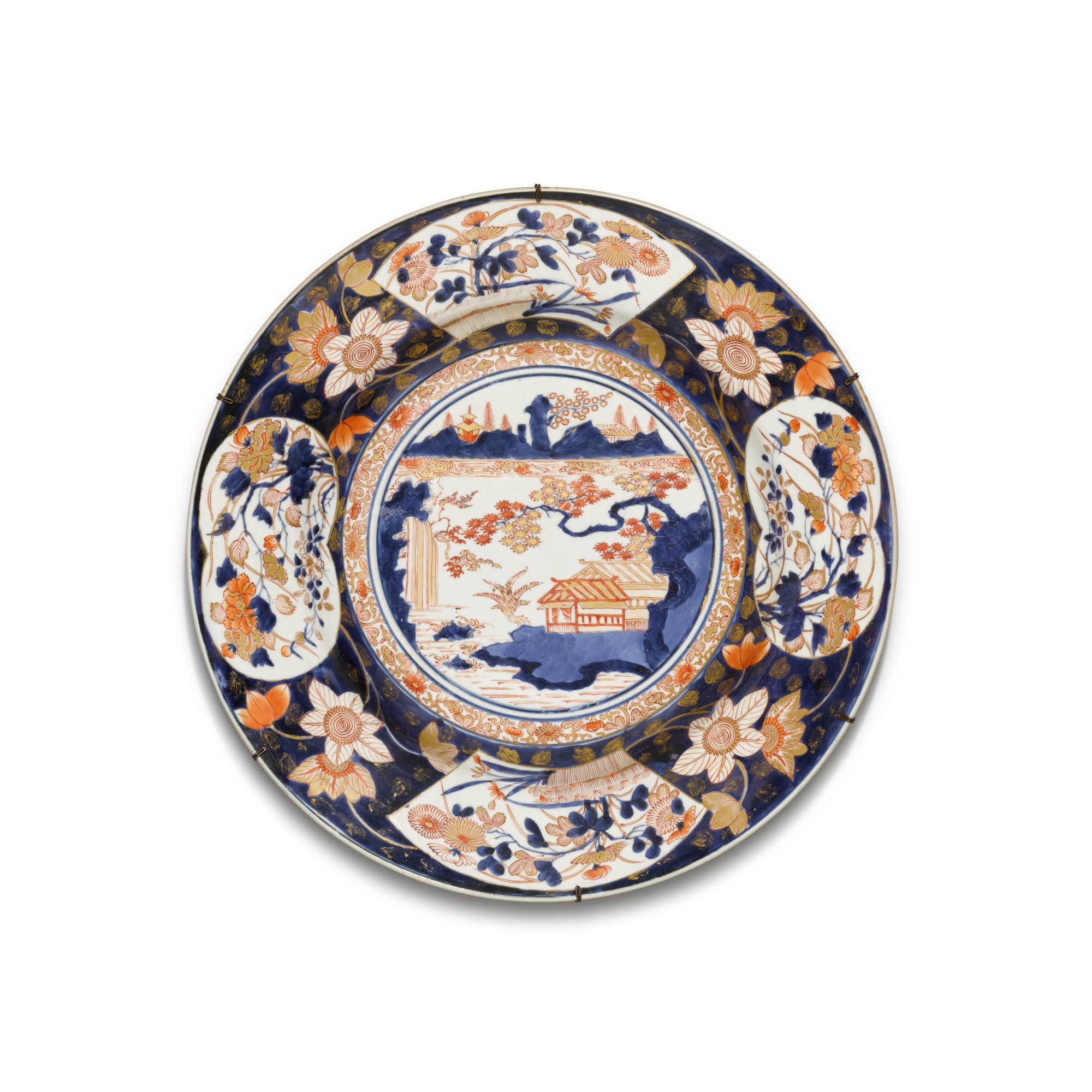 A pair of large Imari dishes — Edo period, late 17th century
