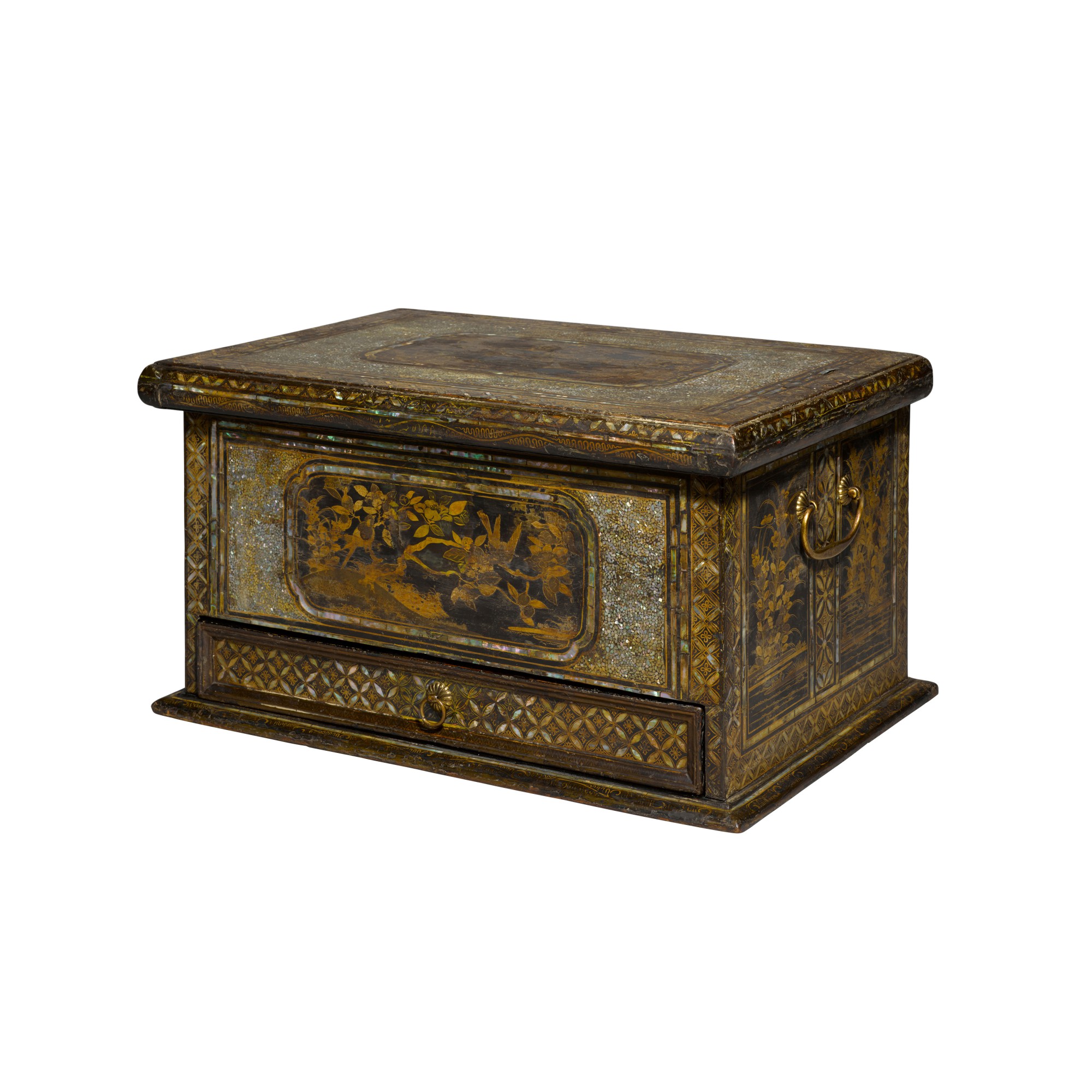 A box for the Portuguese market — Momoyama period, 16th century