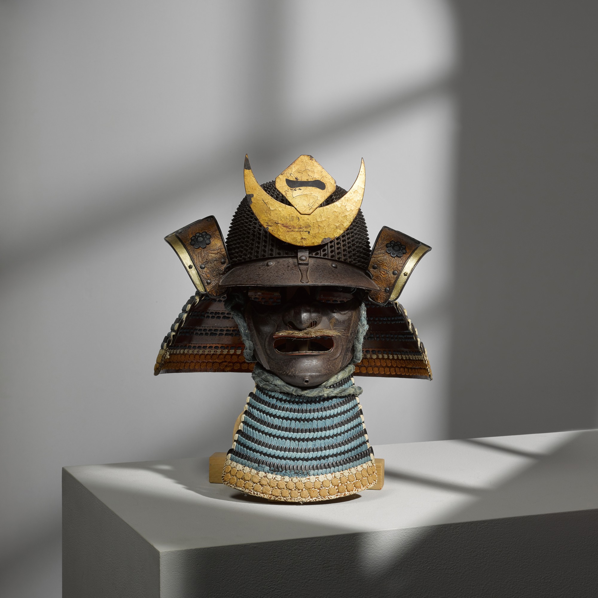 Unknown — The helmet signed Munetsugu saku (made by Munetsugu) | Edo period, 17th - 18th century