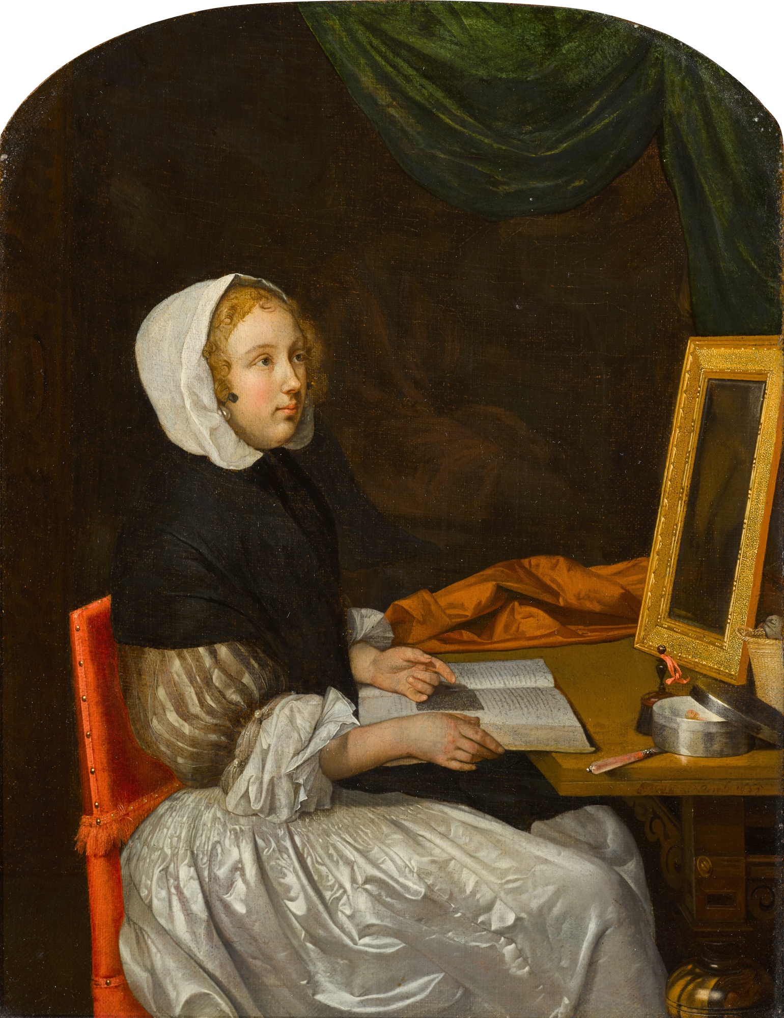 A lady at her toilet