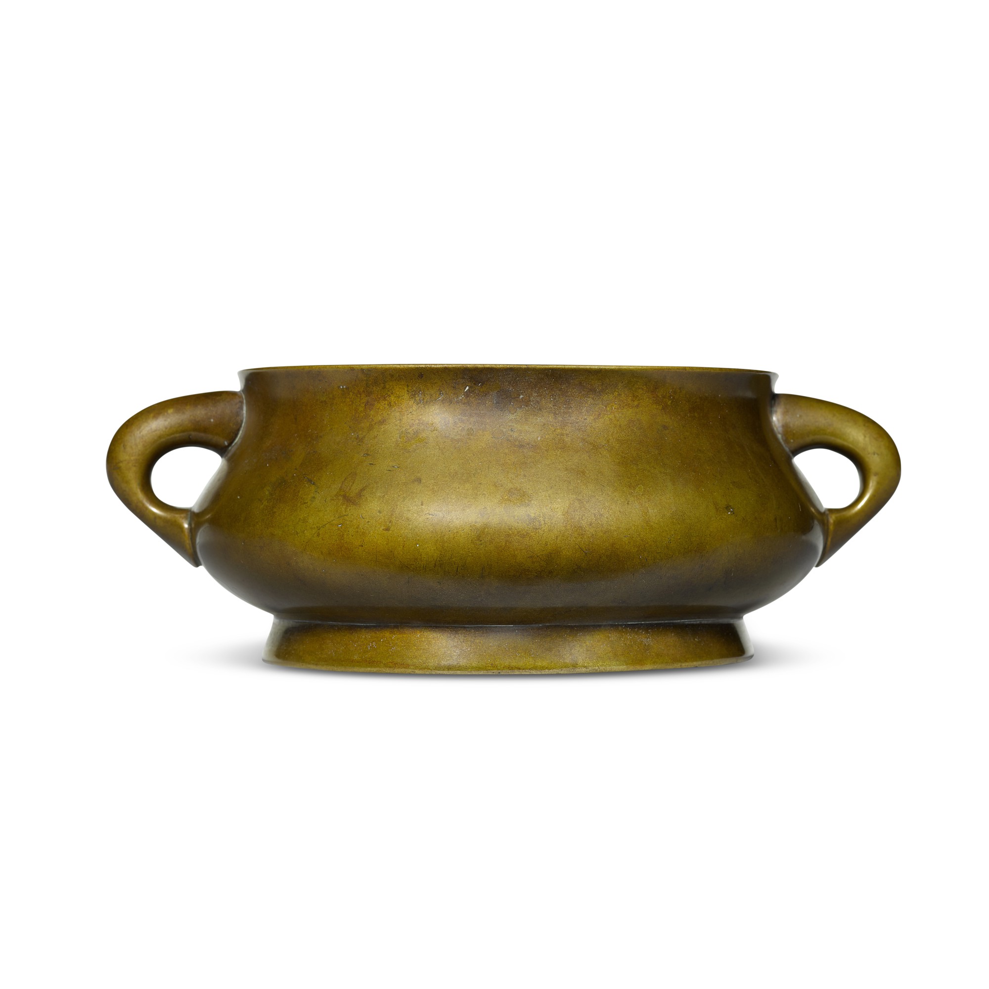 A compressed globular bronze censer with handles — 清十七/十八世紀 雙耳銅爐 《家藏珍寶》款