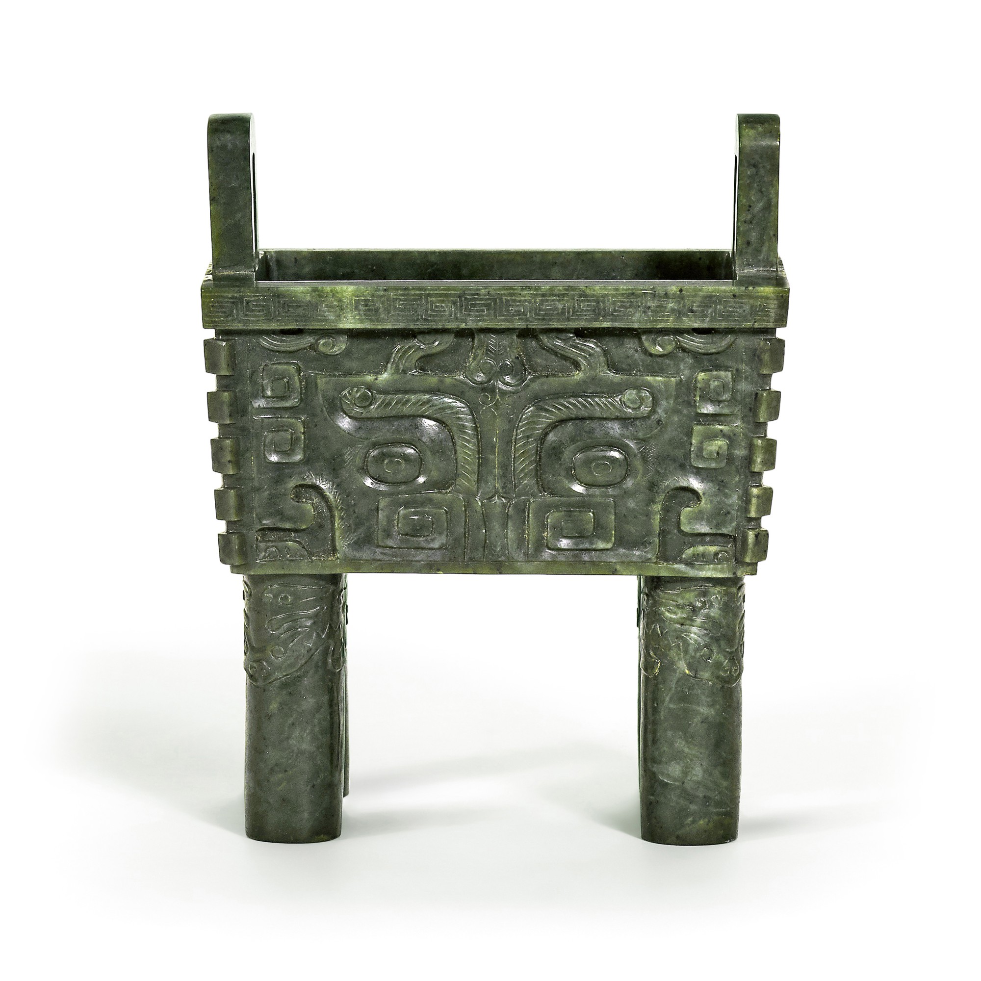 A spinach-green jade archaistic vessel, fang ding — 清乾隆 碧玉仿古饕餮紋鼎 《大清乾隆年製》款