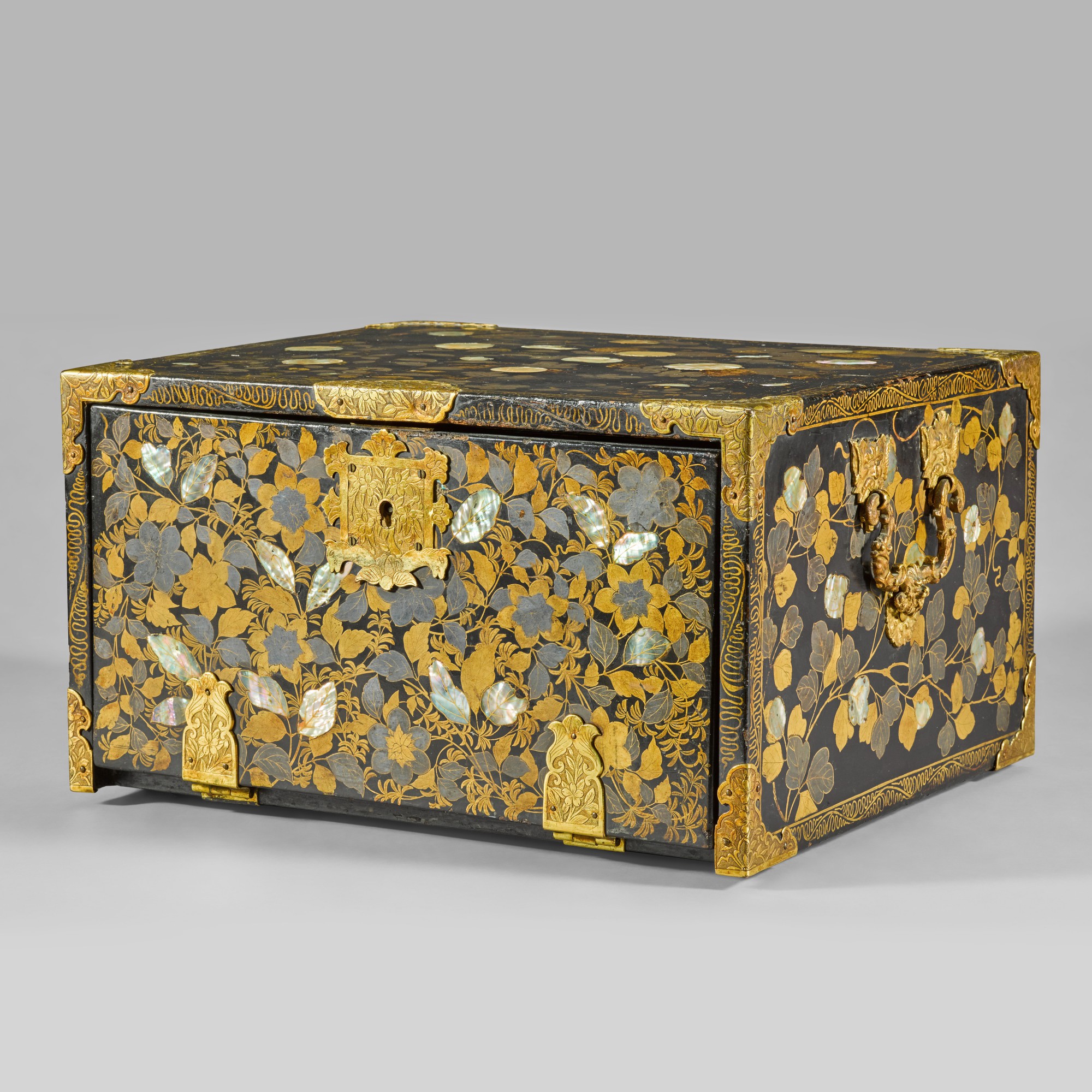 An export lacquer cabinet for the Portuguese market — Momoyama period, late 16th century