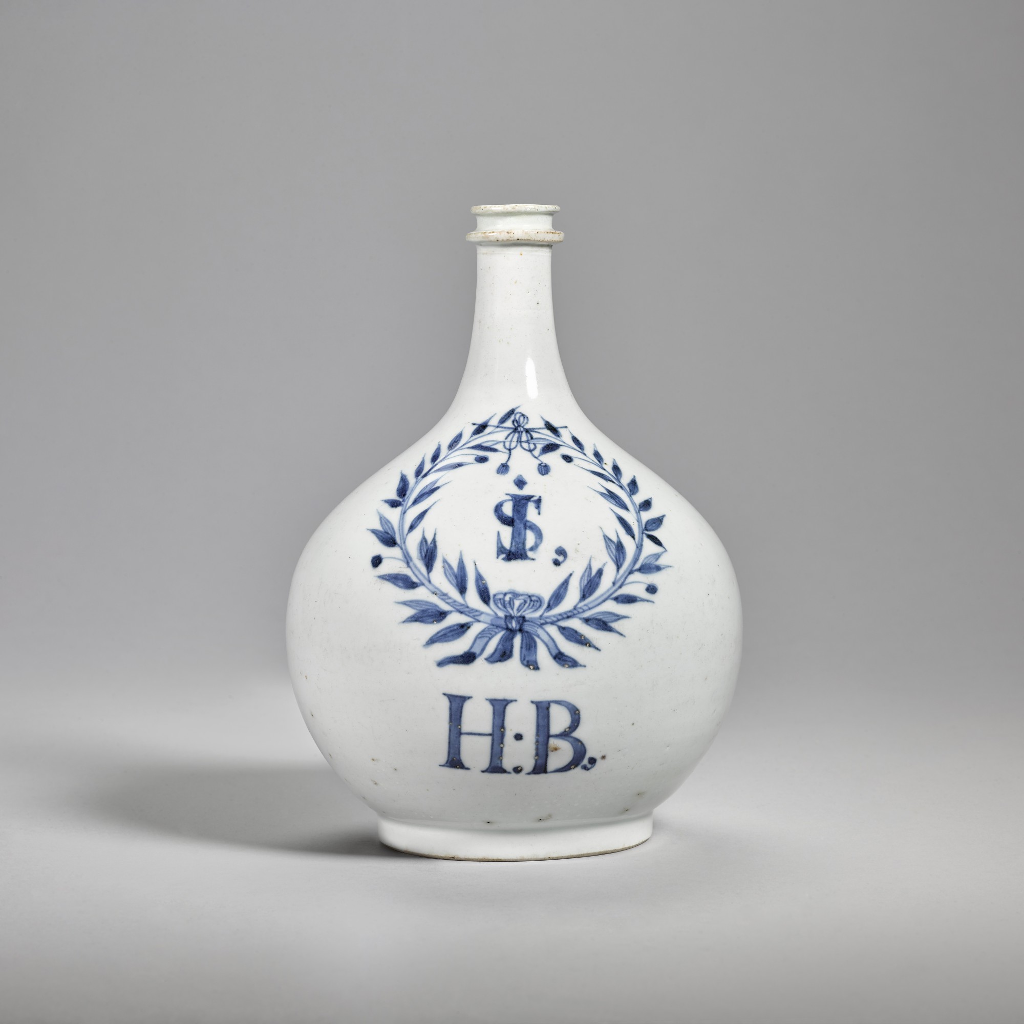 A rare Arita apothecary bottle — Edo period, late 17th century