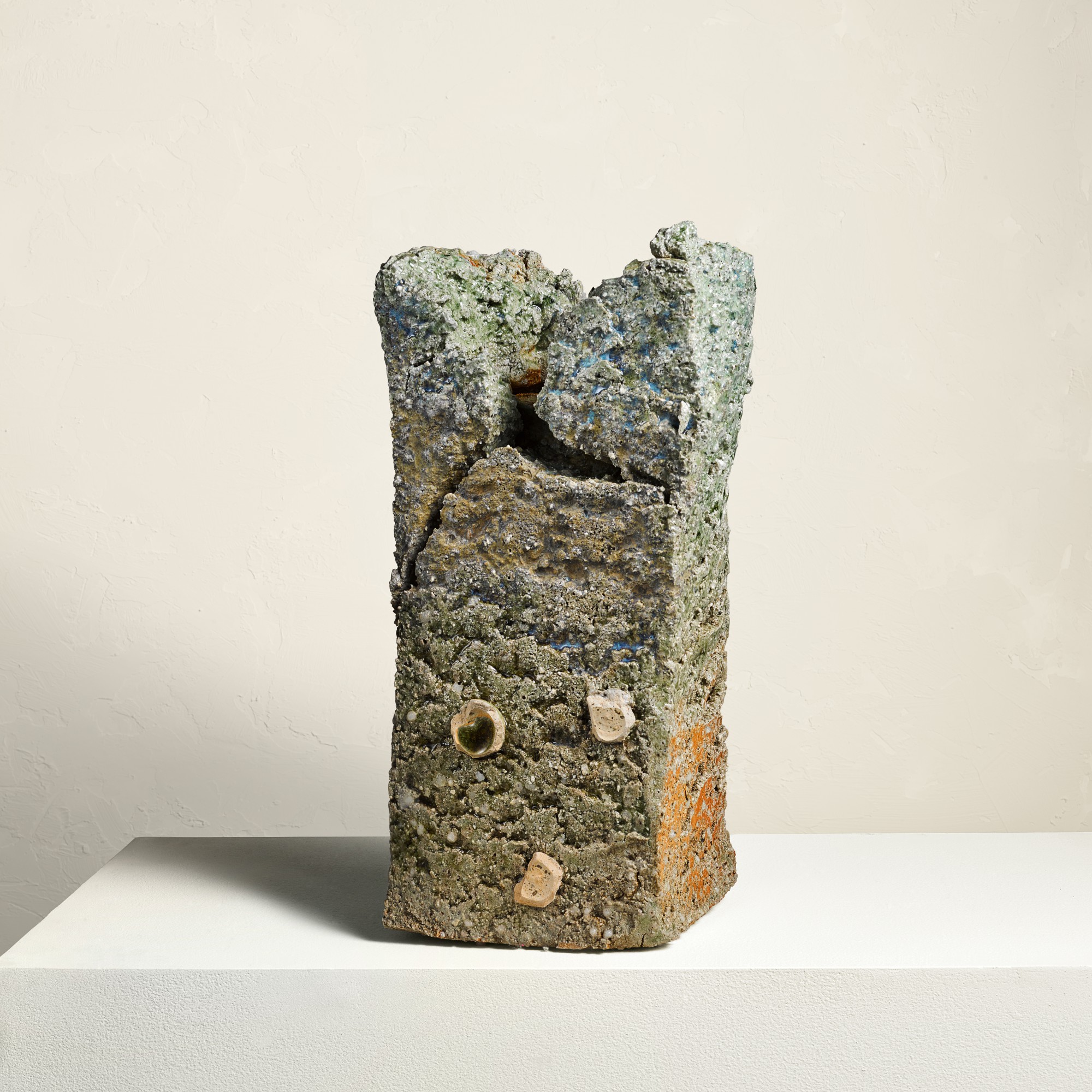 Tsujimura Kai — Faceted flower vase