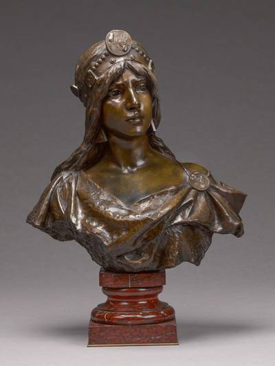 Bust of a woman