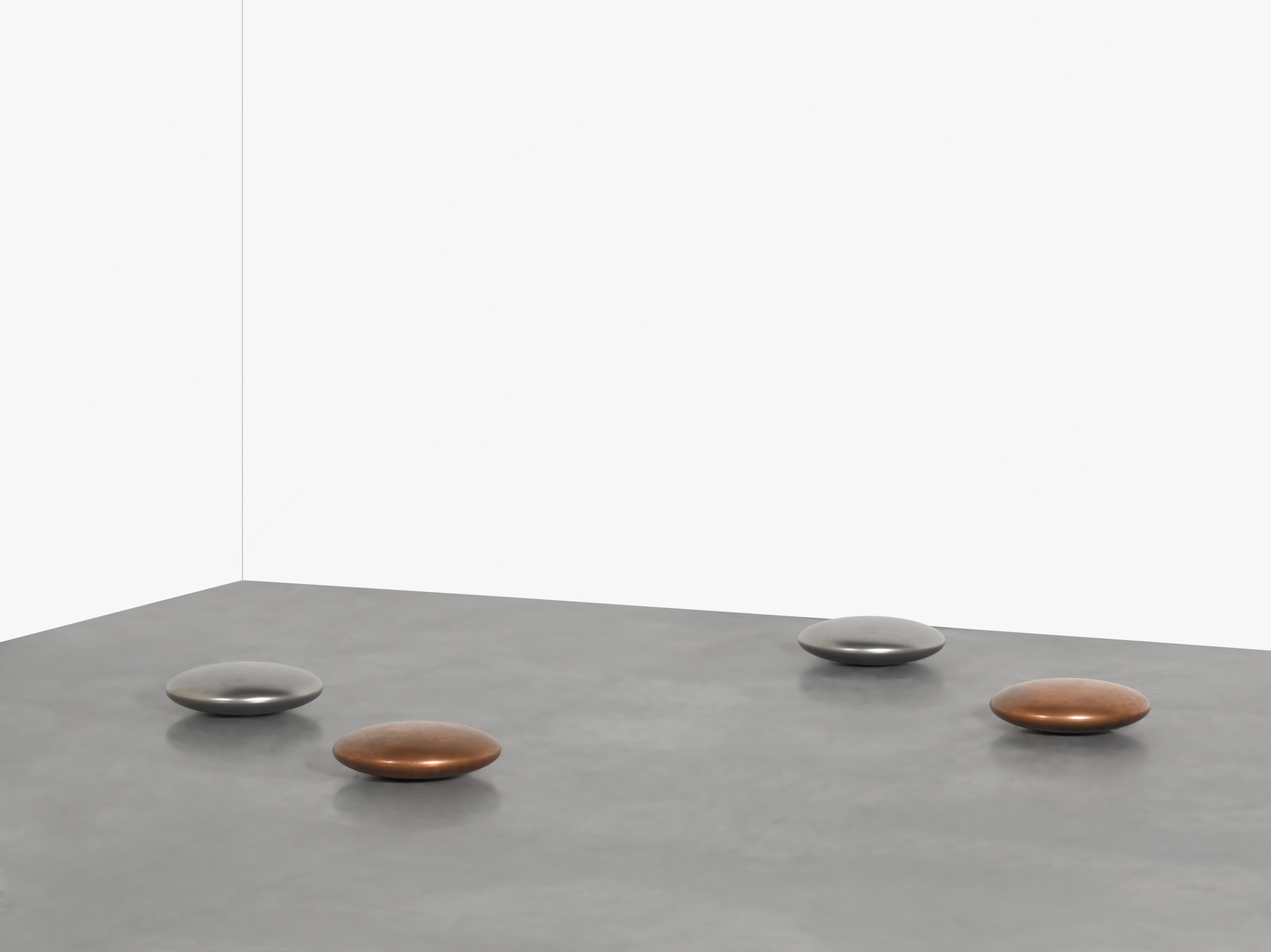 Roni Horn — Pairs Object 3