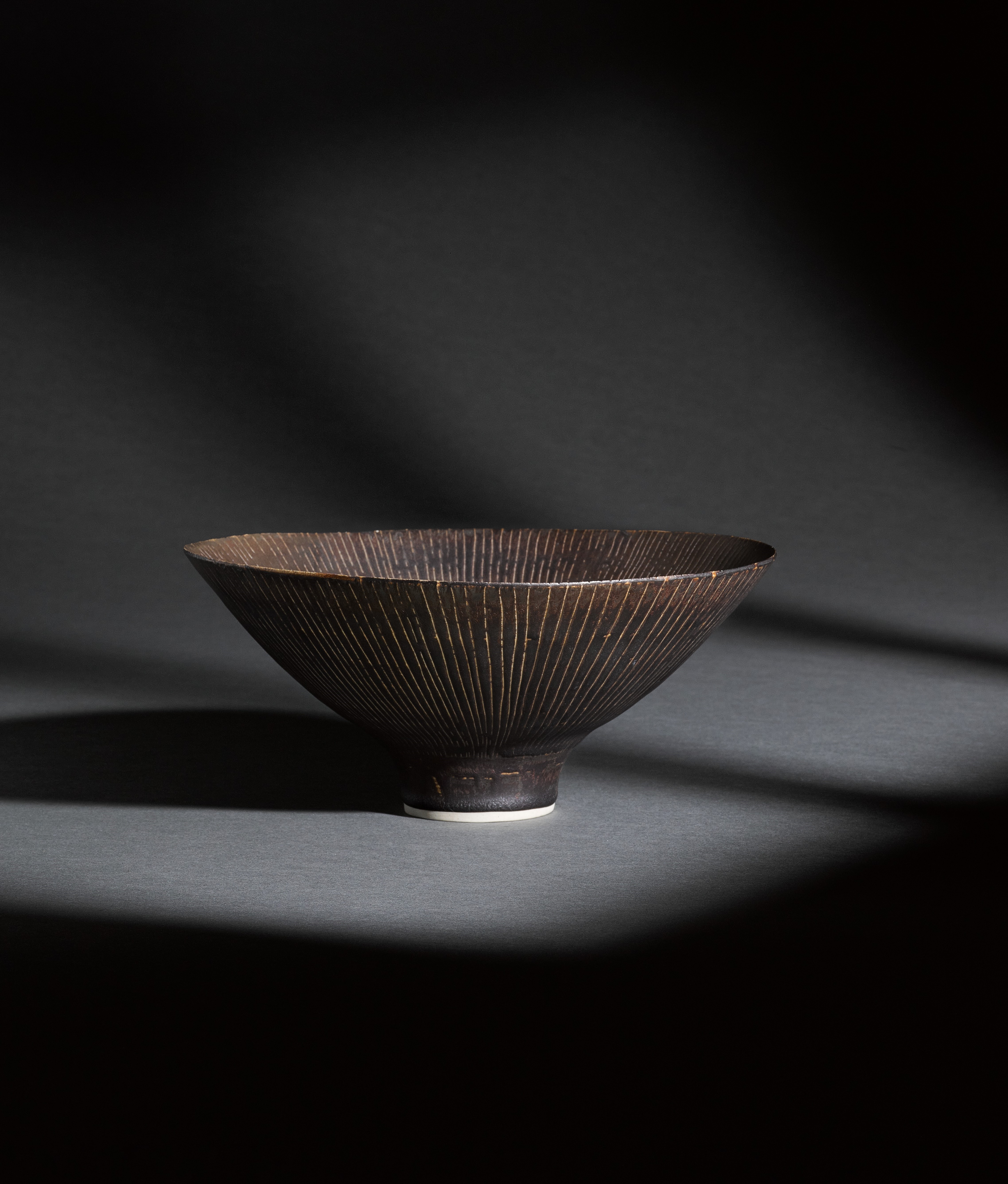 Footed Bowl with Sgraffito Design