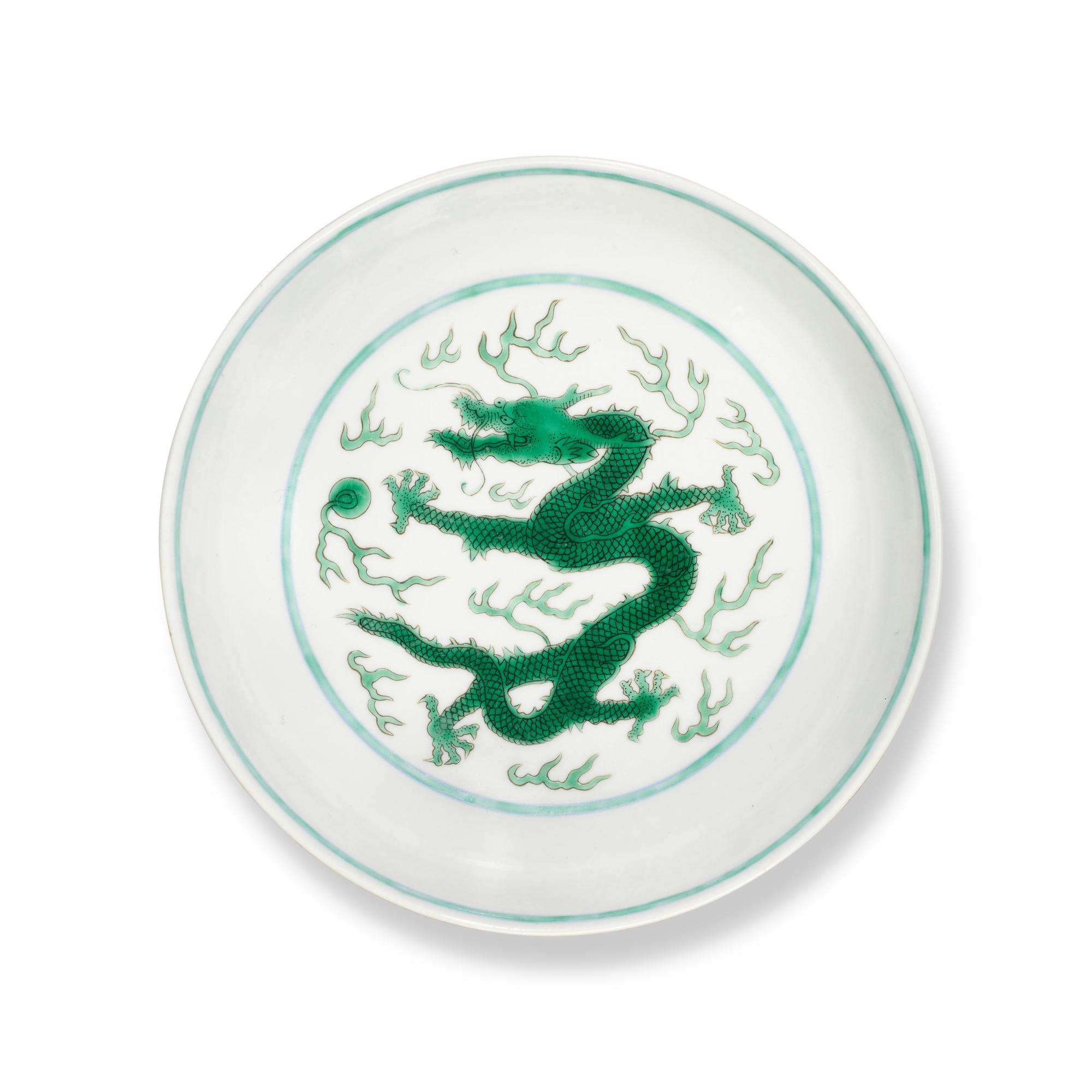 A green-enamelled 'dragon' dish, — A green-enamelled 'dragon' dish, Seal mark and period of Daoguang 